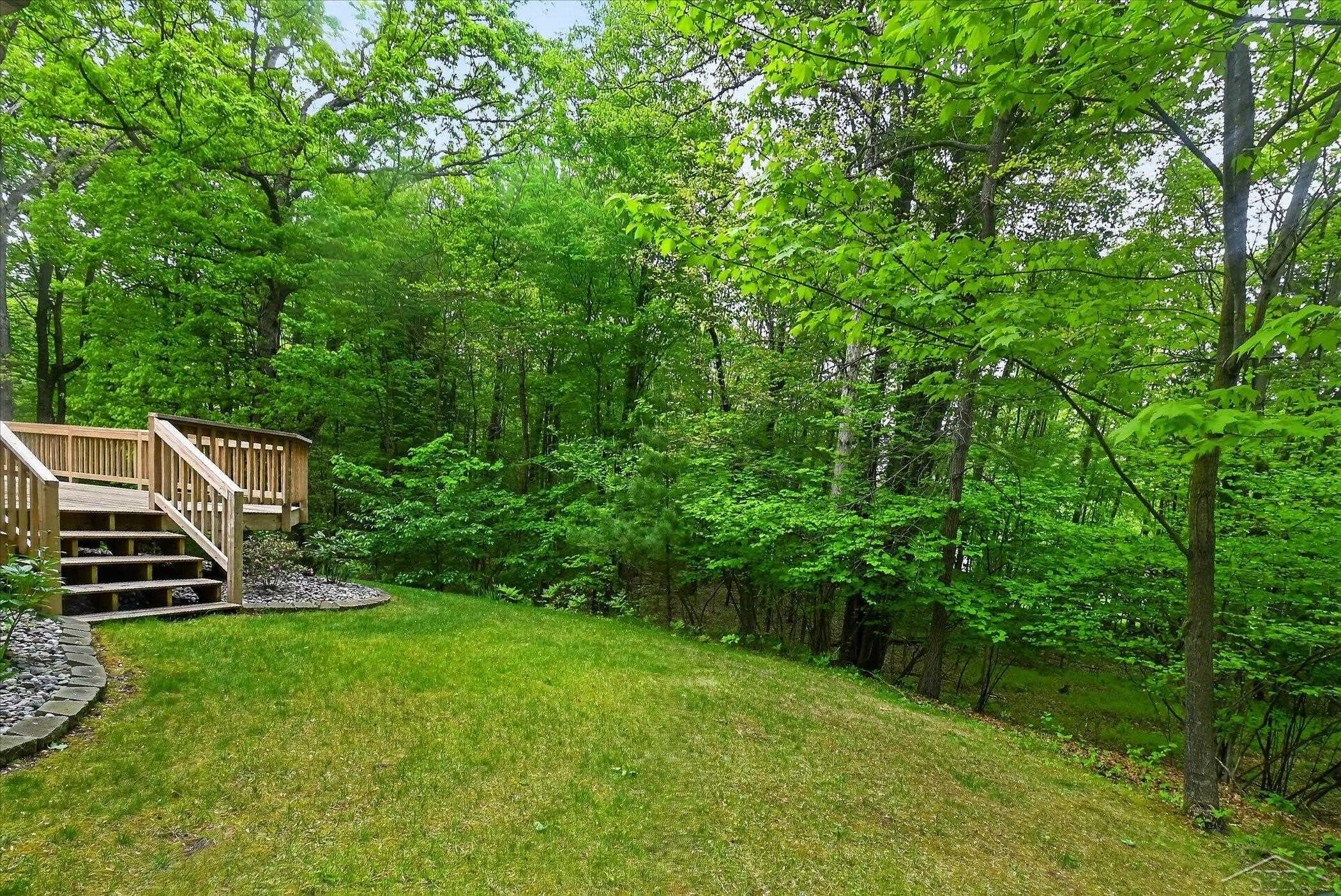 809 Rosewood Boulevard, Midland, MI 48640 — Photo 48