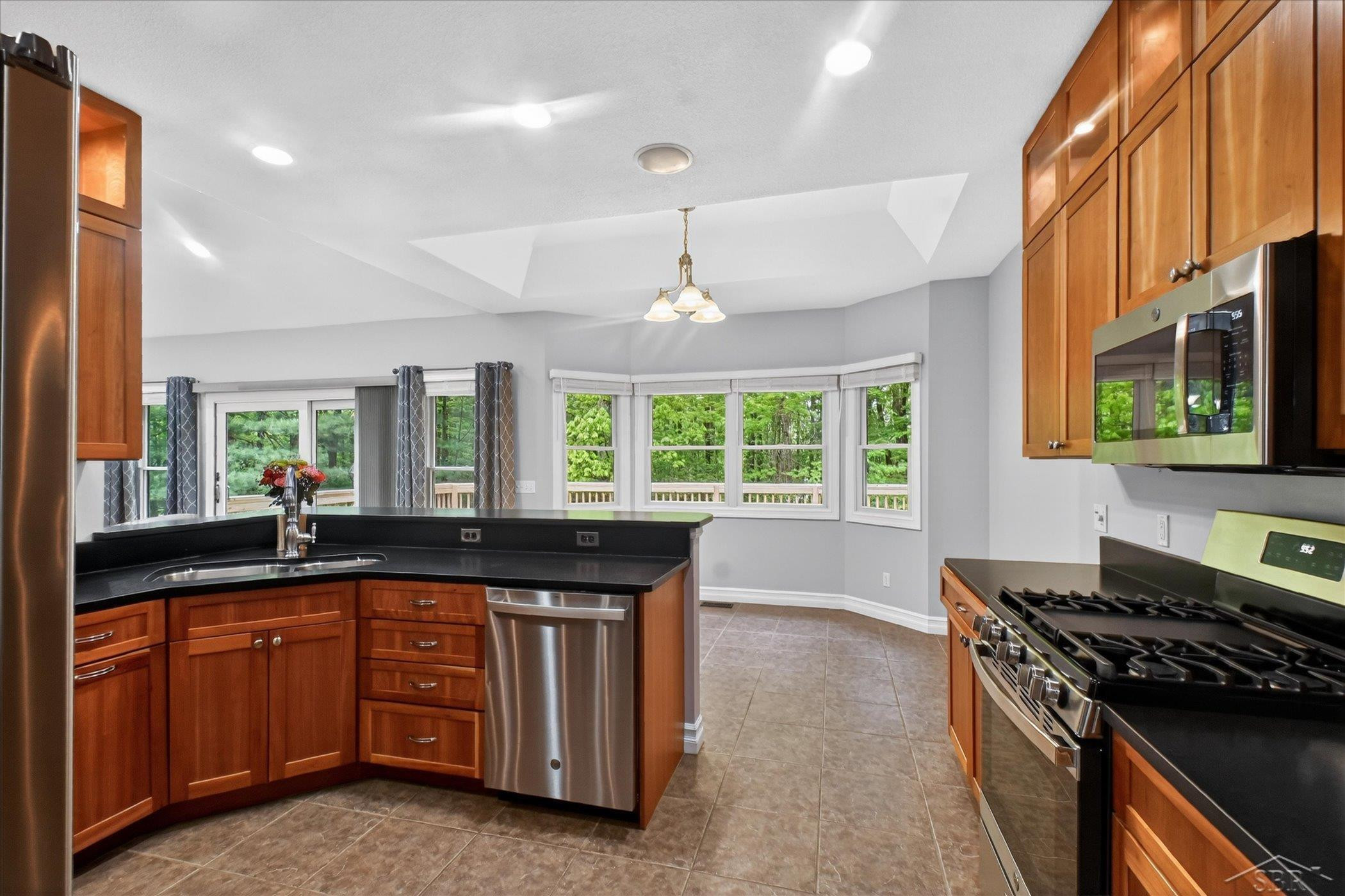809 Rosewood Boulevard, Midland, MI 48640 — Photo 5