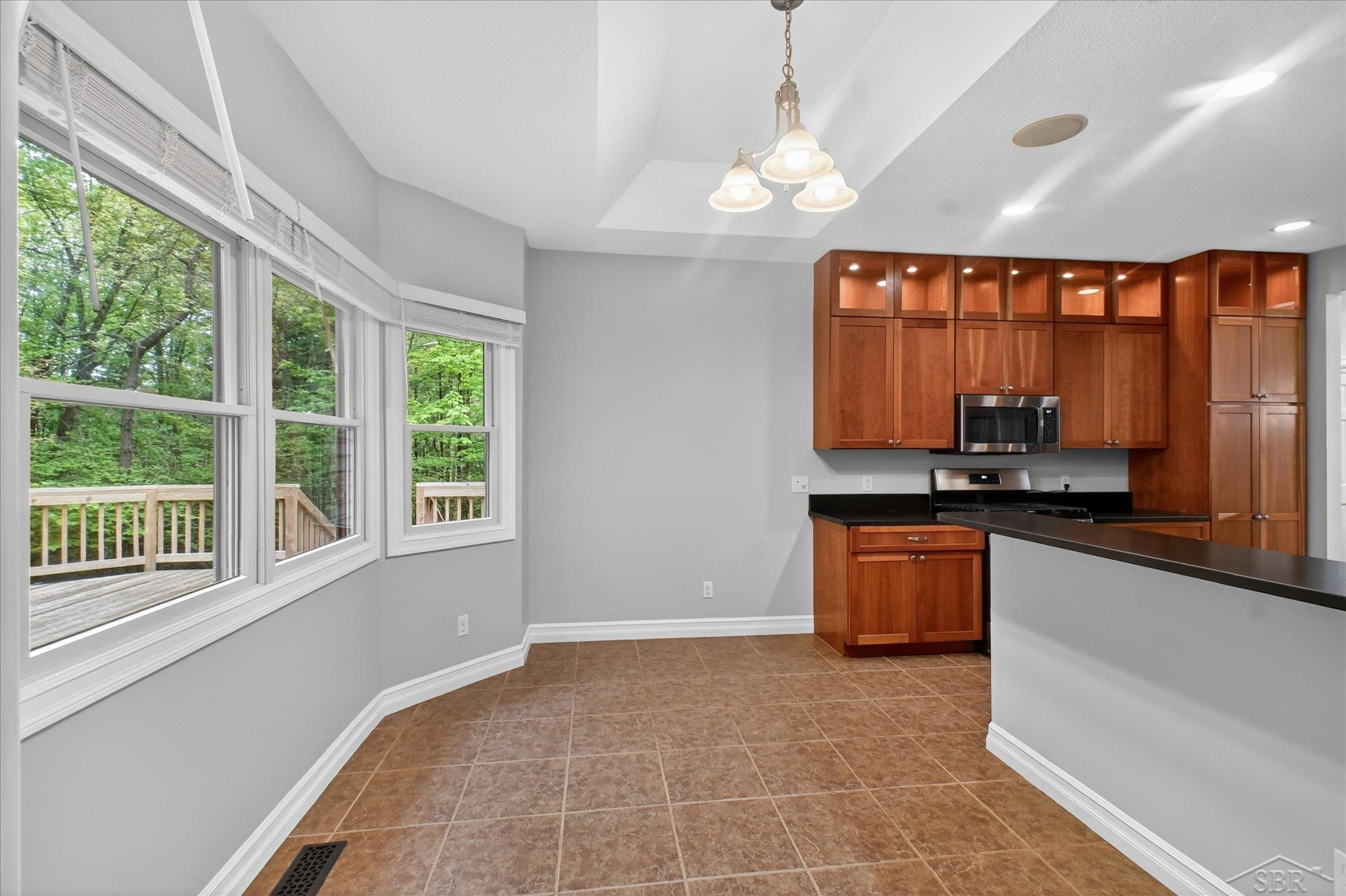 809 Rosewood Boulevard, Midland, MI 48640 — Photo 8