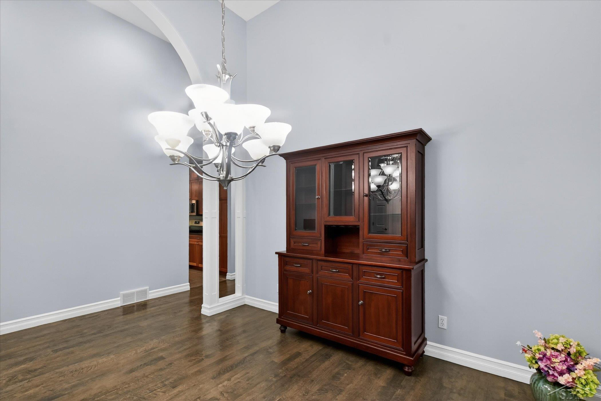 809 Rosewood Boulevard, Midland, MI 48640 — Photo 17