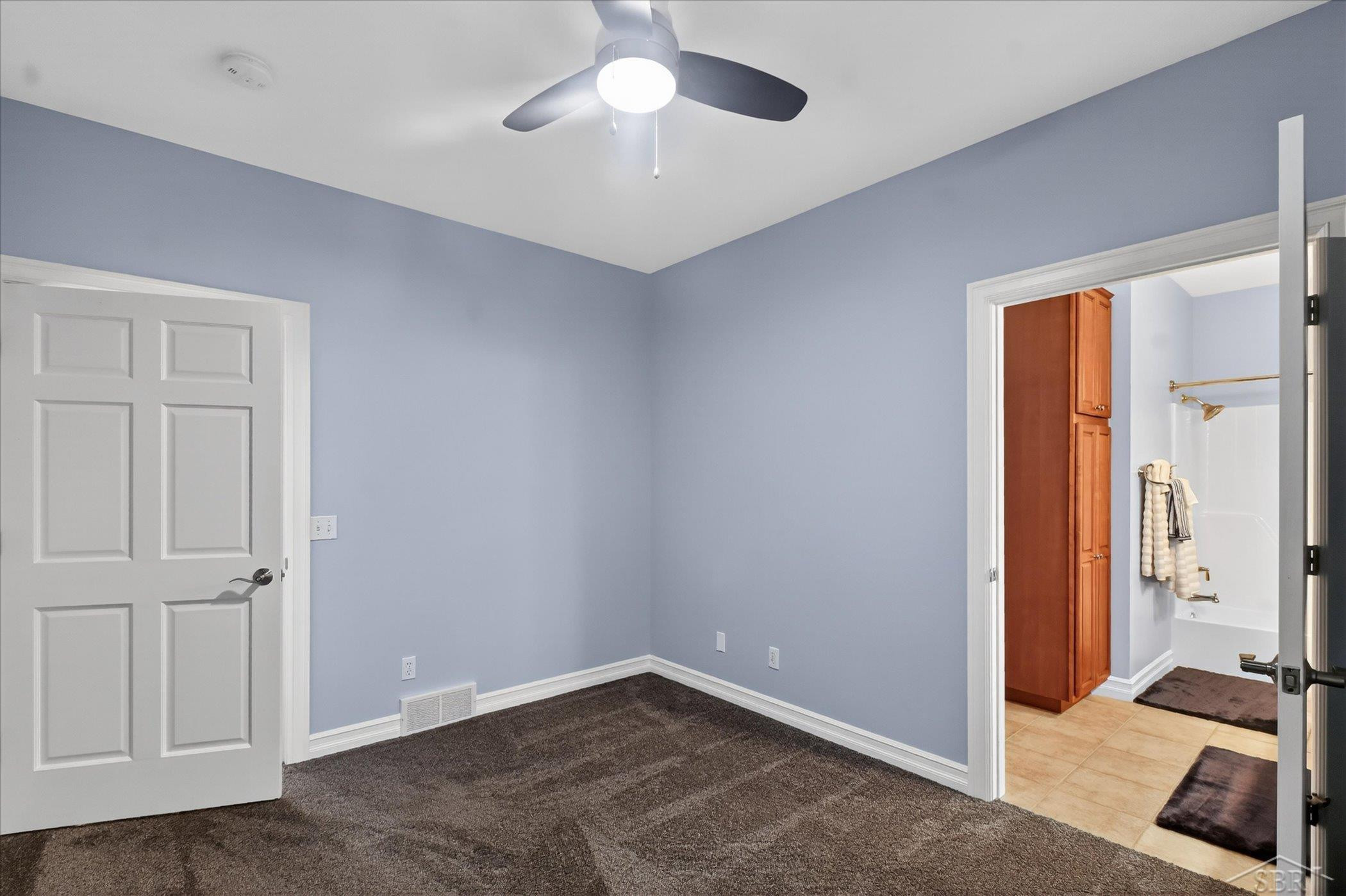 809 Rosewood Boulevard, Midland, MI 48640 — Photo 30