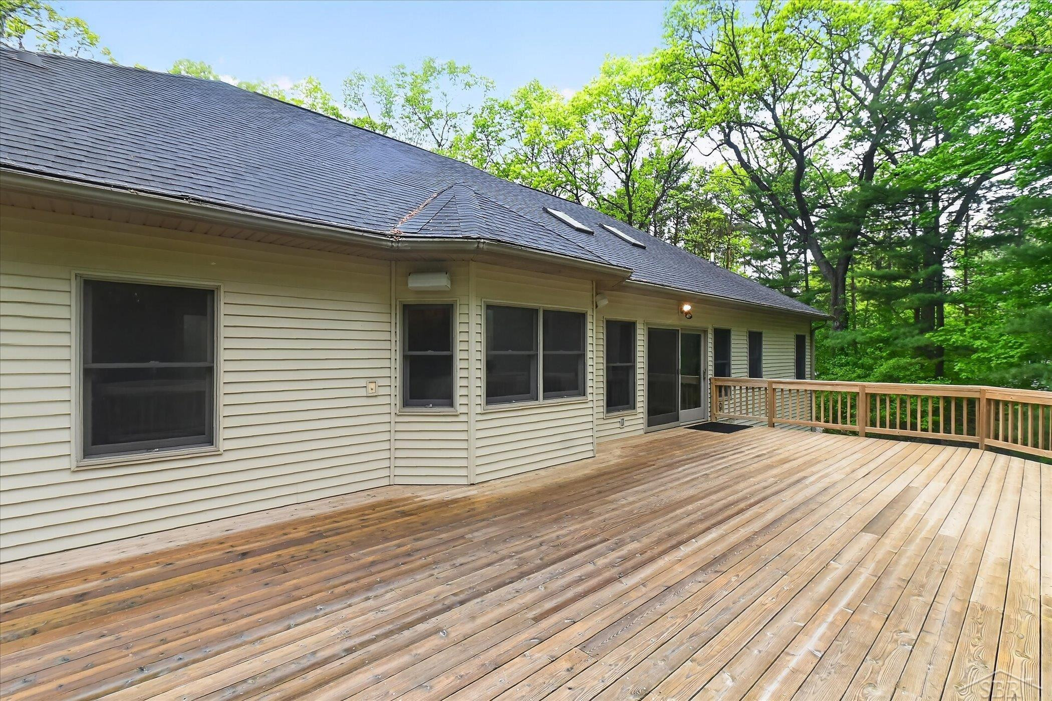 809 Rosewood Boulevard, Midland, MI 48640 — Photo 40