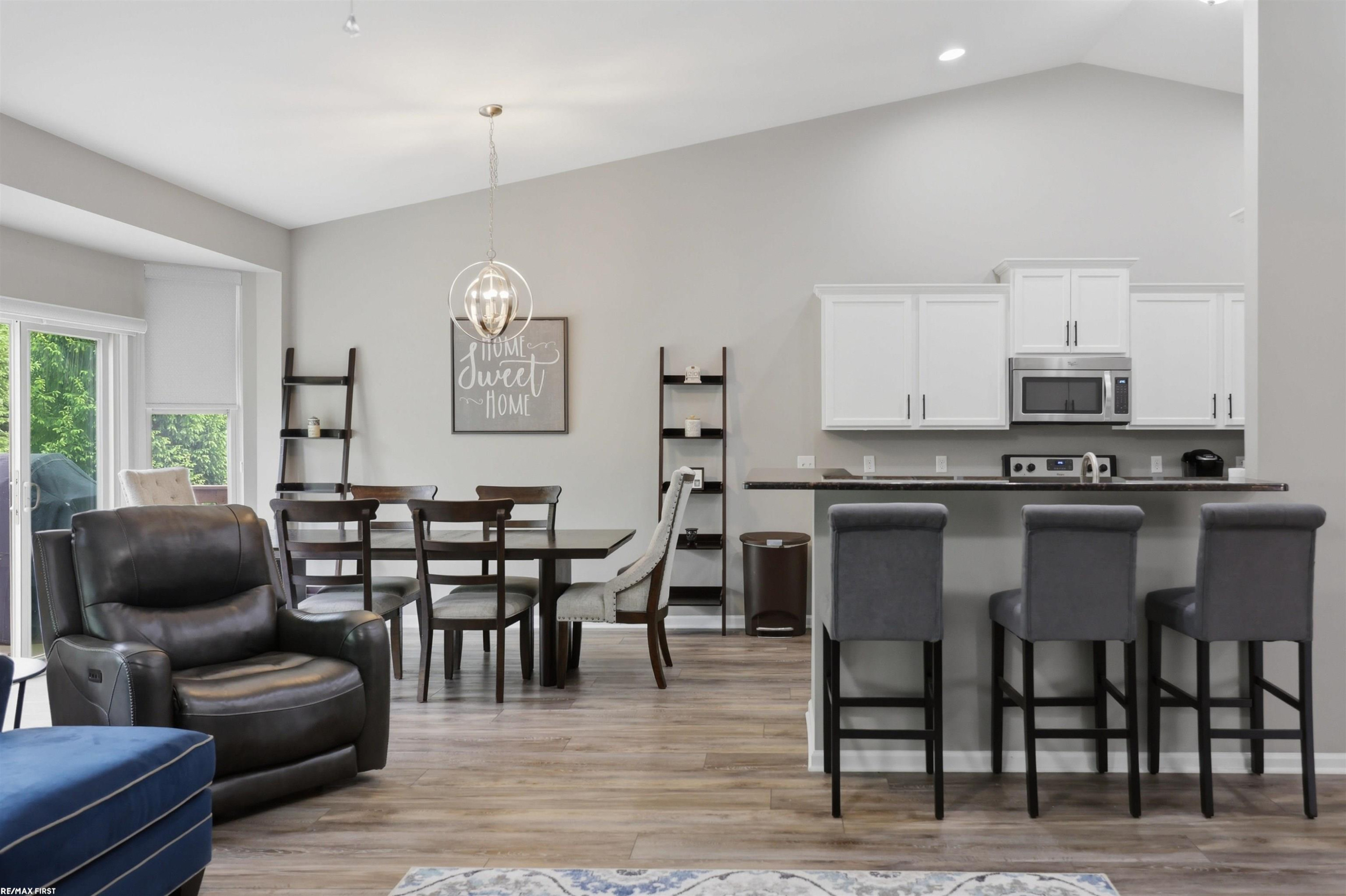 40478 Oakbrook Drive, Sterling Heights, MI 48310 — Photo 9