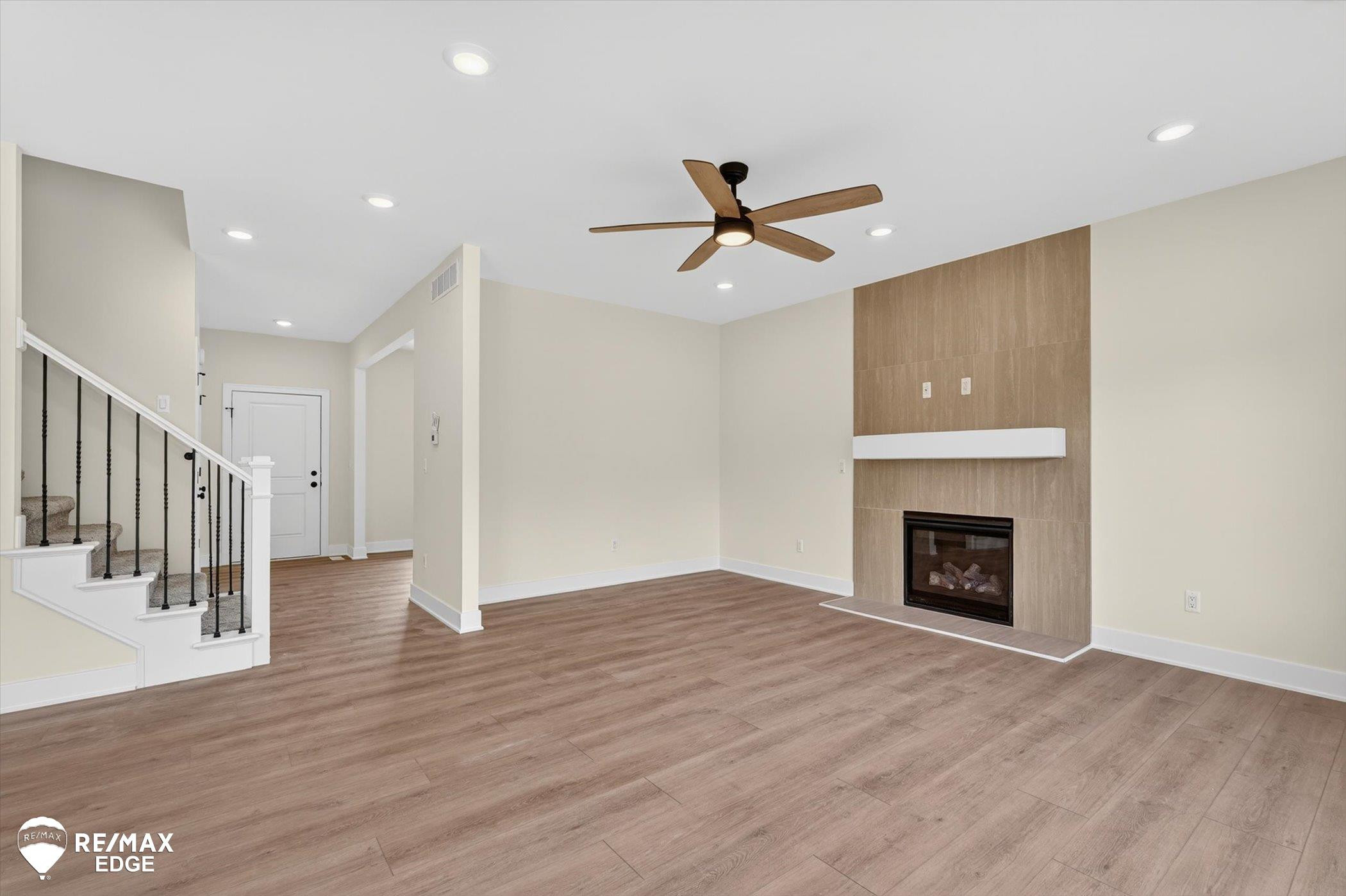 8100 Peninsula Circle, Grand Blanc, MI 48439 — Photo 5