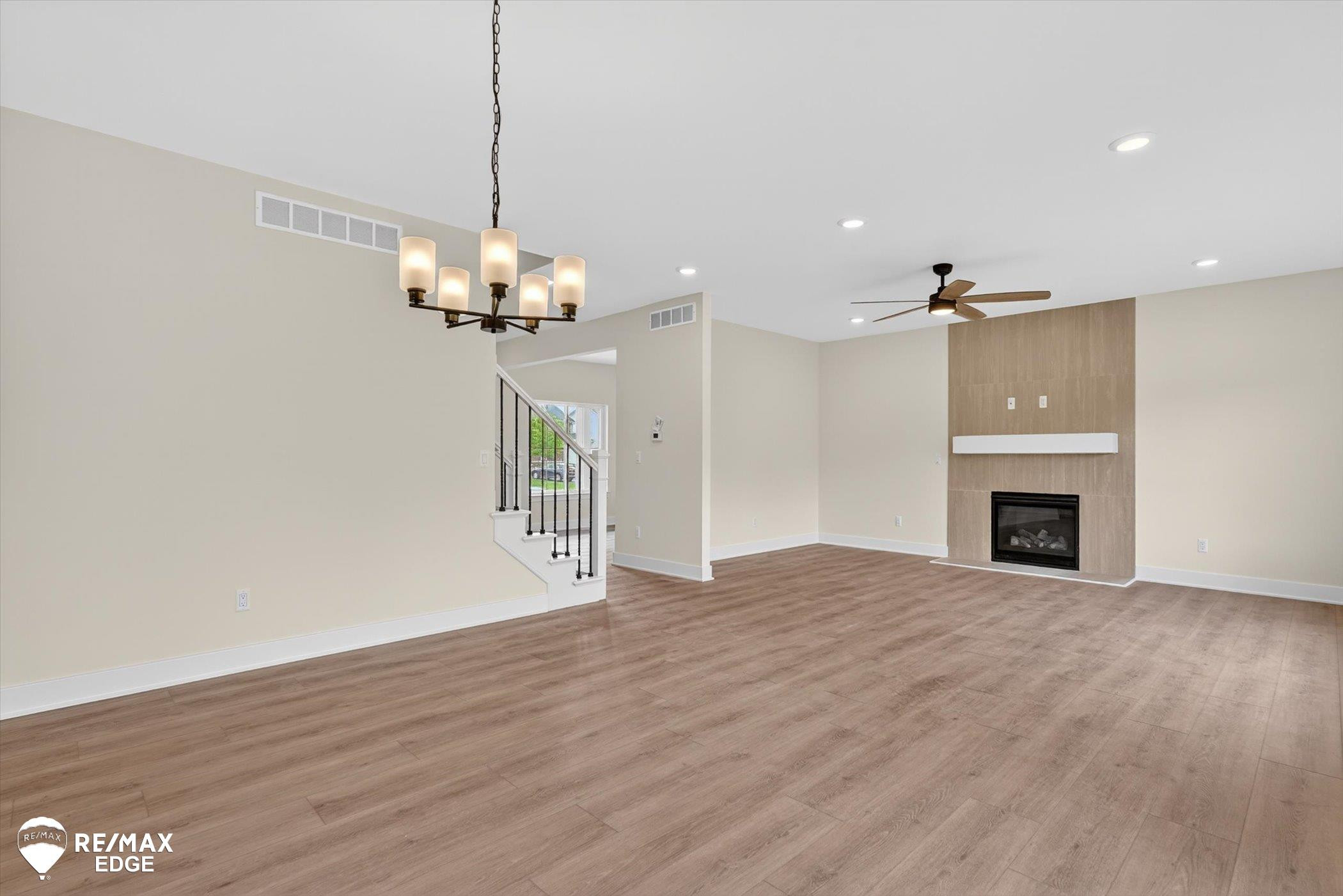8100 Peninsula Circle, Grand Blanc, MI 48439 — Photo 8