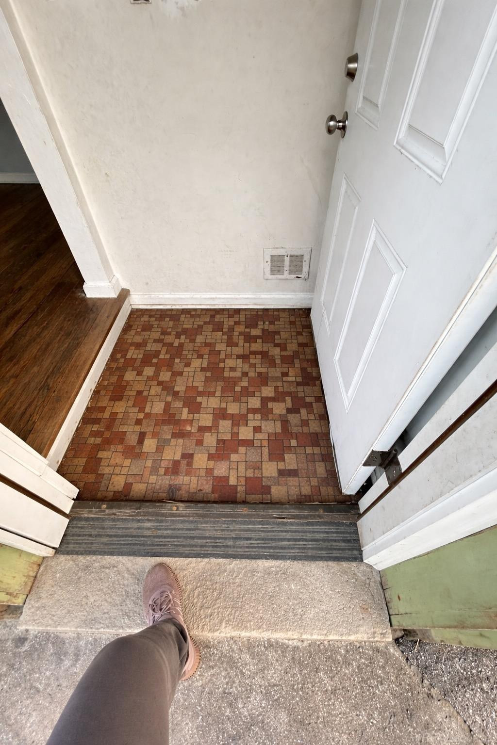12278 Longview Street - Photo 2