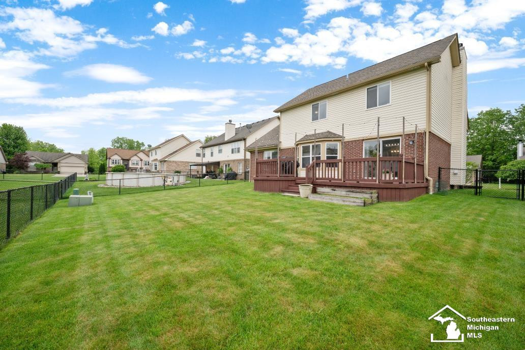 23635 Lori Drive, Flat Rock, MI 48134 — Photo 40