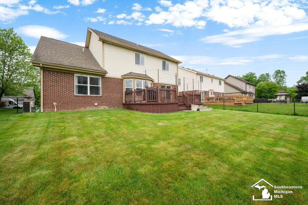 23635 Lori Drive, Flat Rock, MI 48134 — Photo 42