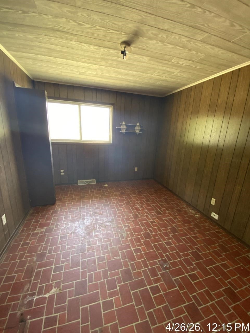 6300 Marshall Drive, Gladwin, MI 48624 — Photo 11