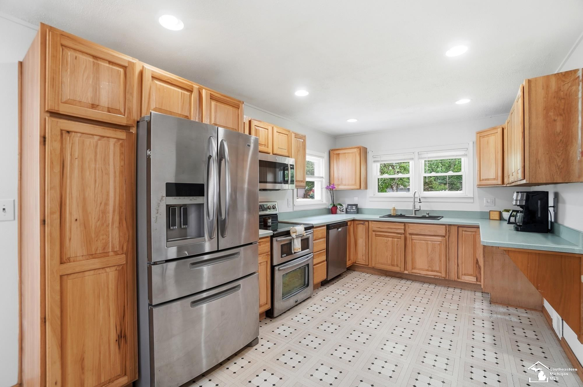 15592 Cedar Street, Monroe, MI 48161 — Photo 11