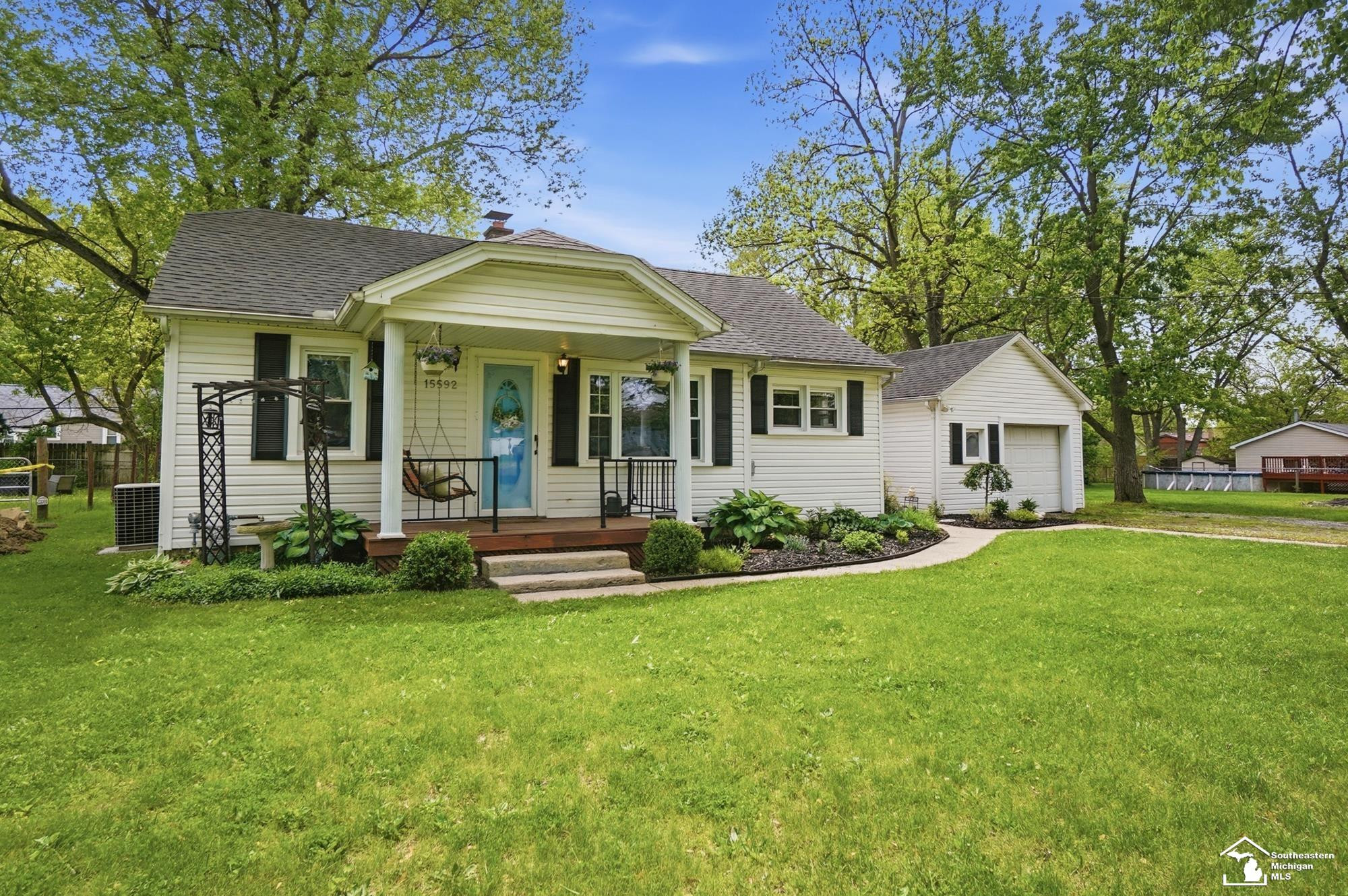 15592 Cedar Street, Monroe, MI 48161 — Photo 2
