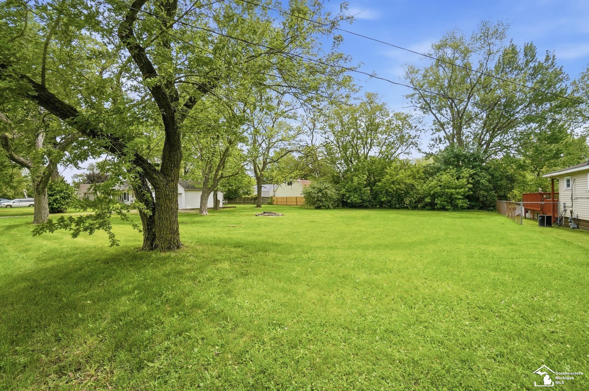 15592 Cedar Street, Monroe, MI 48161 — Photo 35