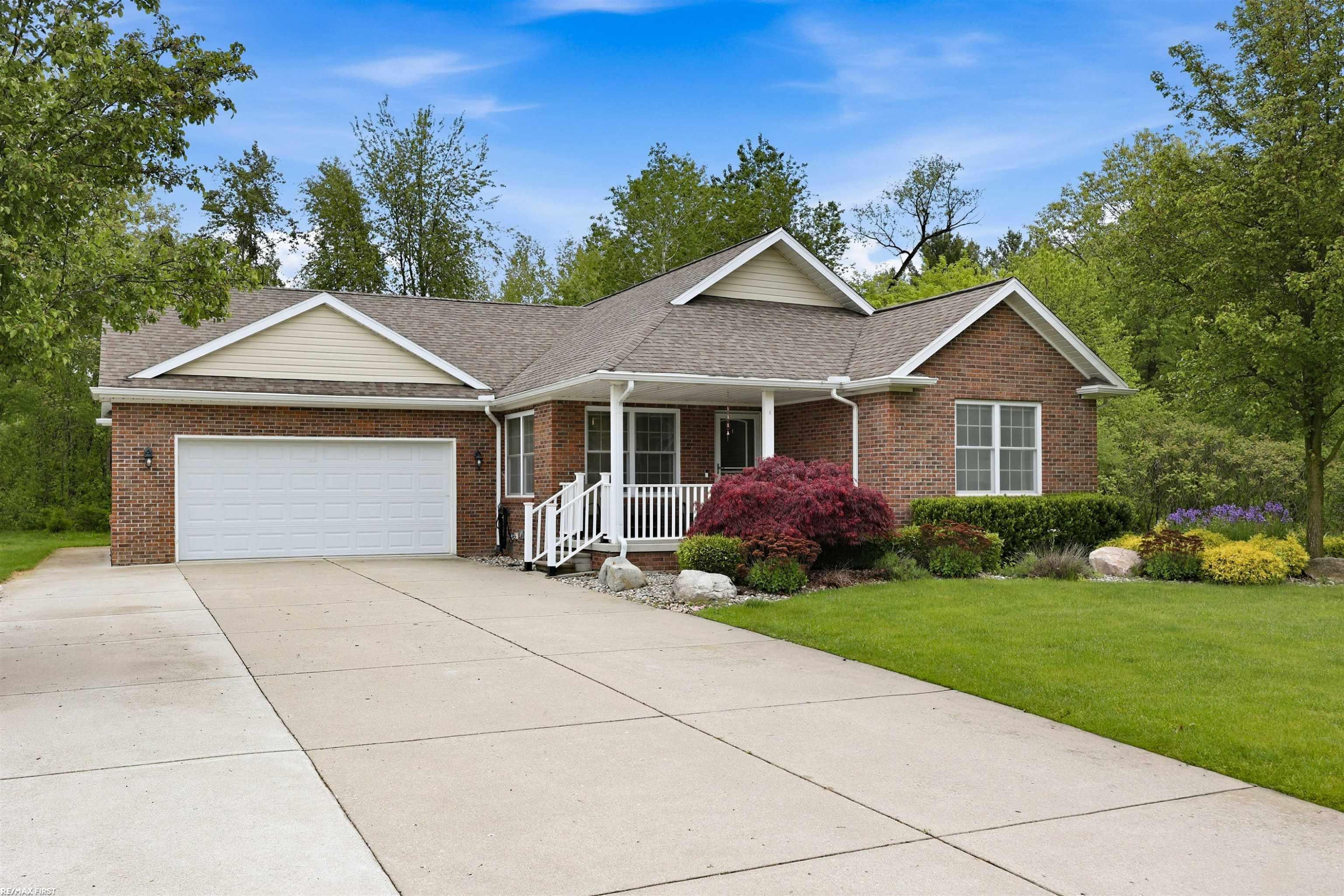 11883 Liberty Woods Drive, Washington, MI — Photo 43