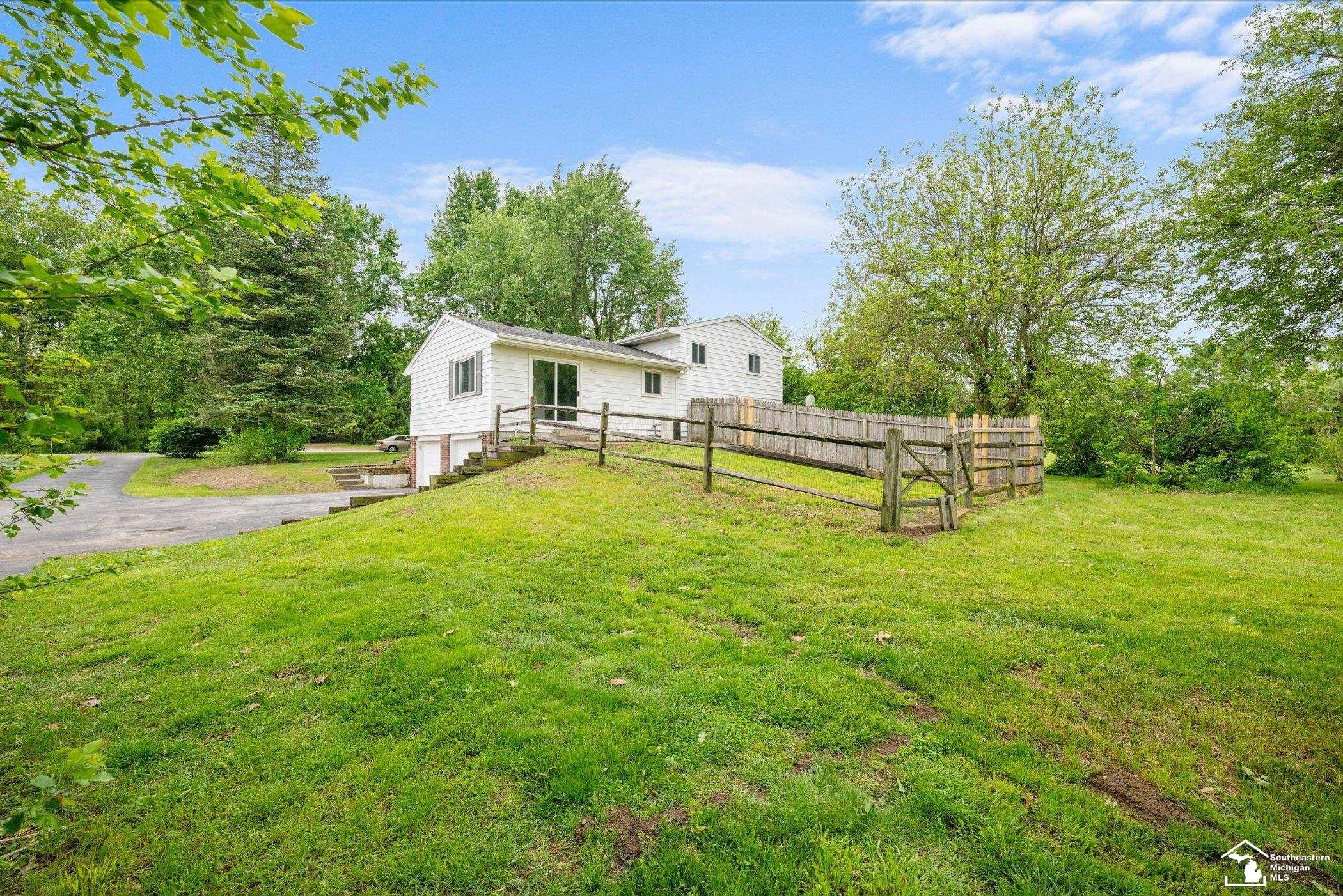 2058 W Erie Road, Temperance, MI 48182 — Photo 33