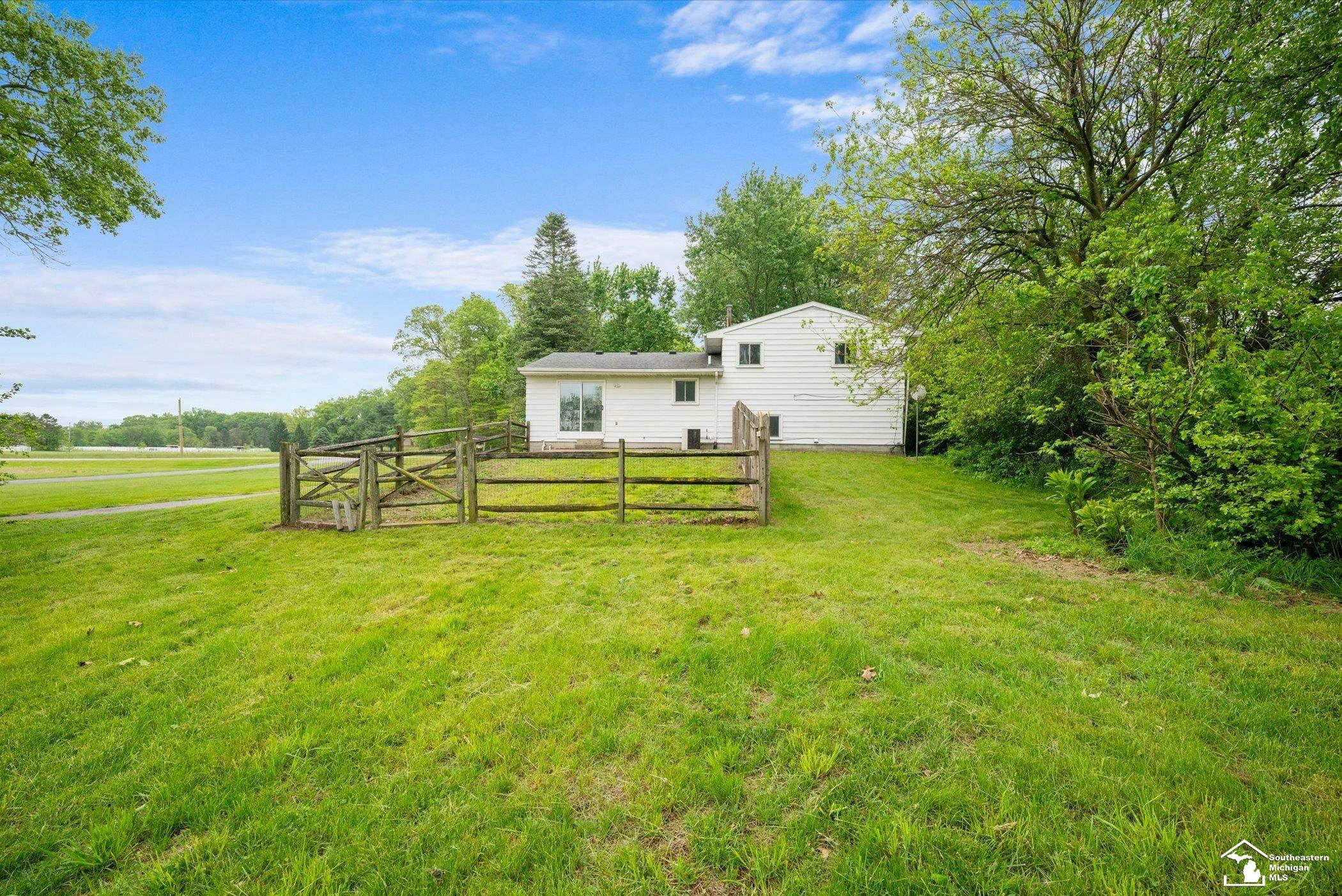 2058 W Erie Road, Temperance, MI 48182 — Photo 34
