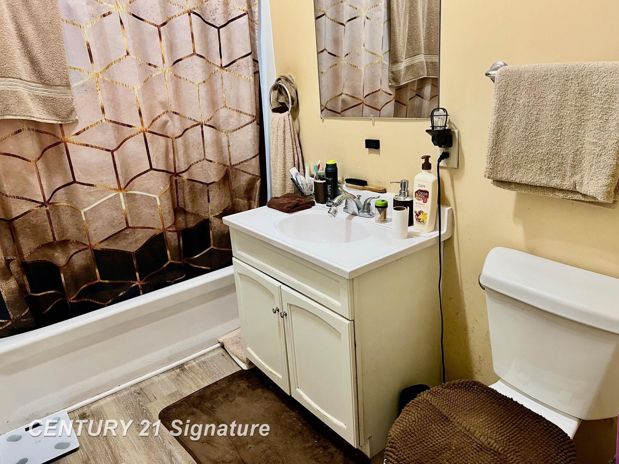 515 N Harrison Street, Saginaw, MI 48602 — Photo 25