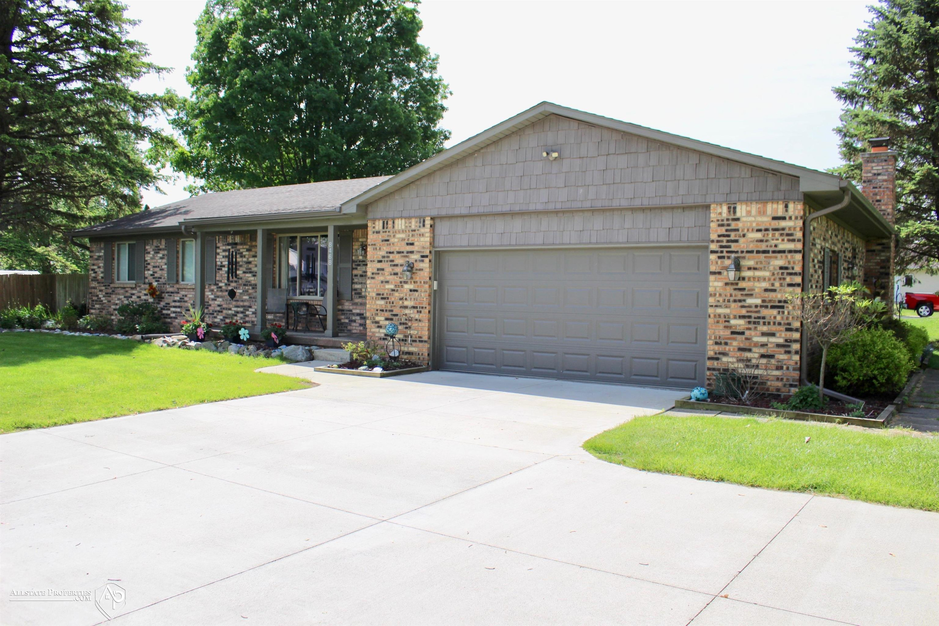 8468 Lippincott Boulevard, Davison, MI 48423 — Photo 2