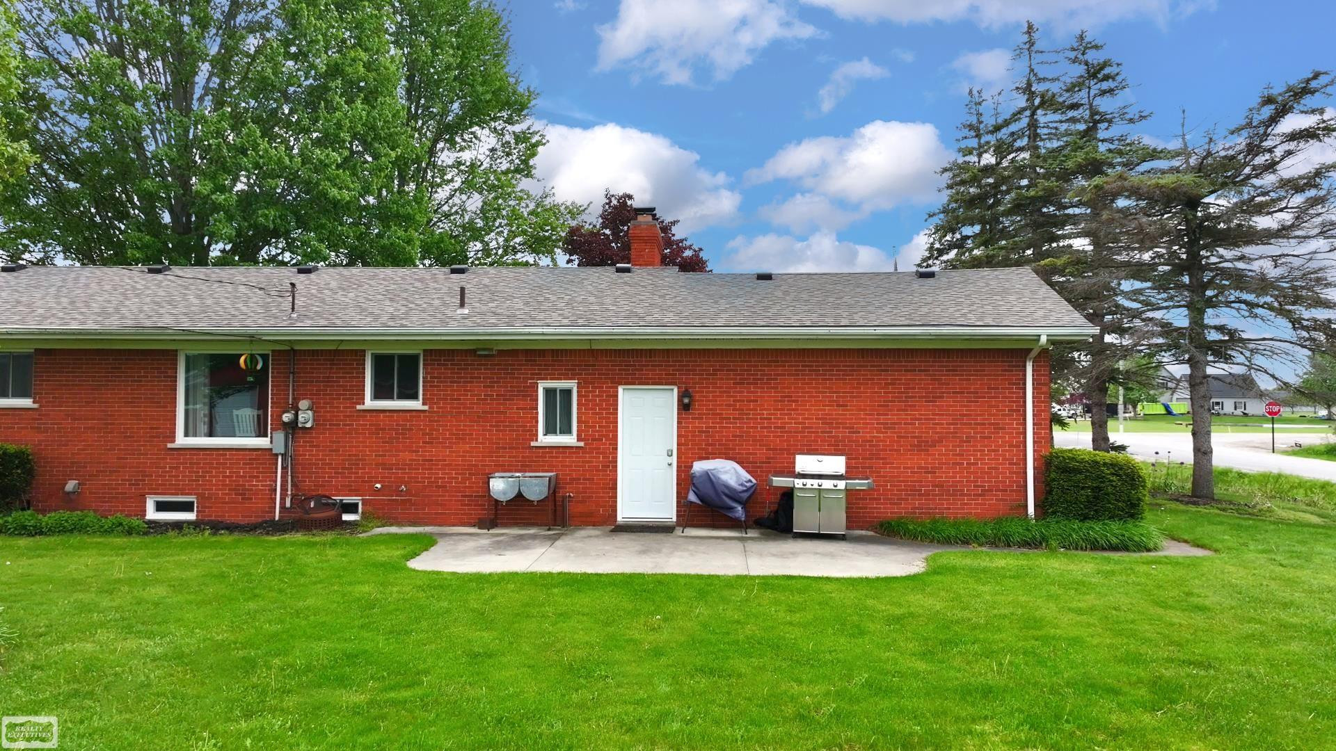 6488 Saint Clair Highway, MI — Photo 27