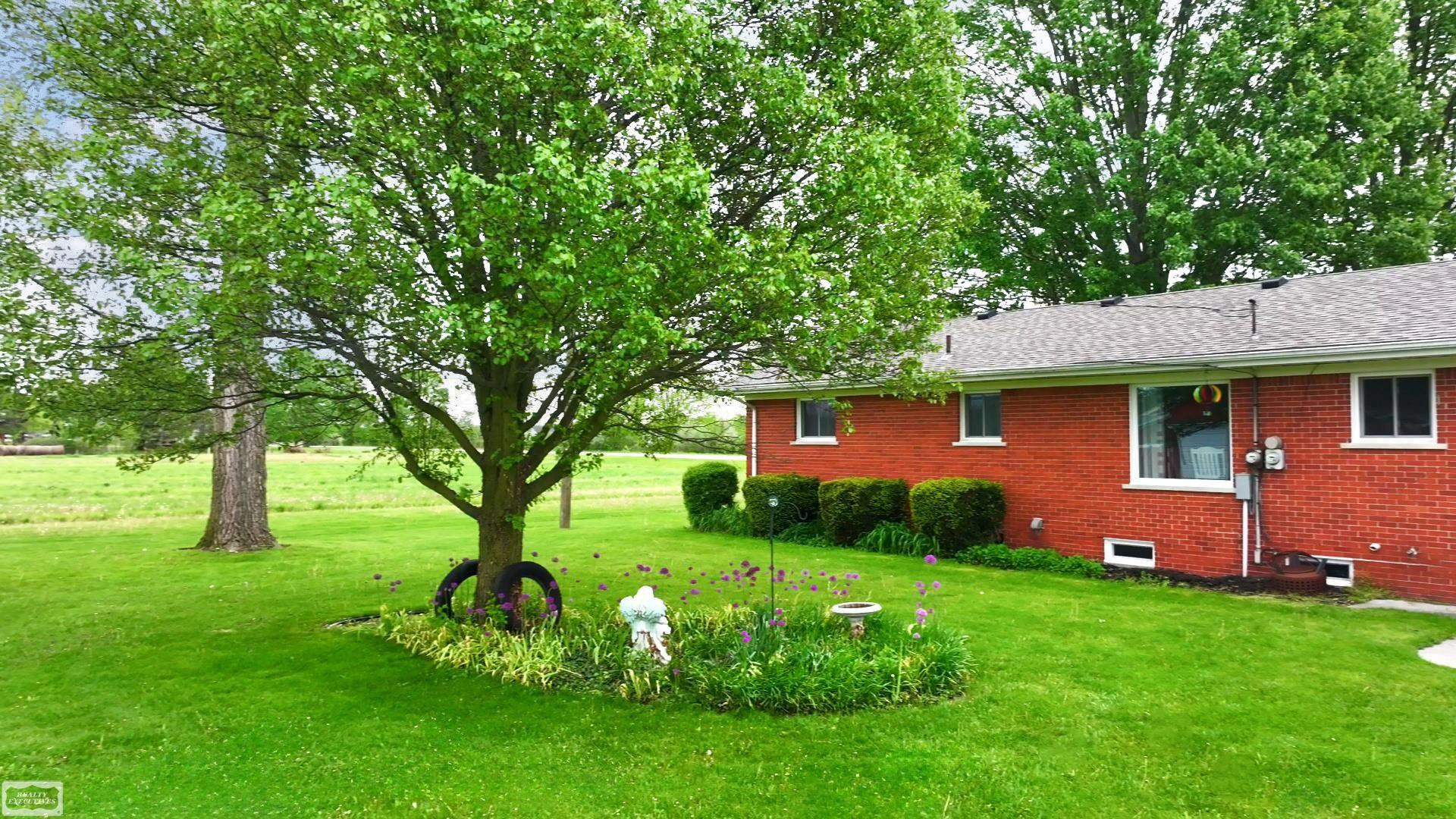 6488 Saint Clair Highway, MI — Photo 28