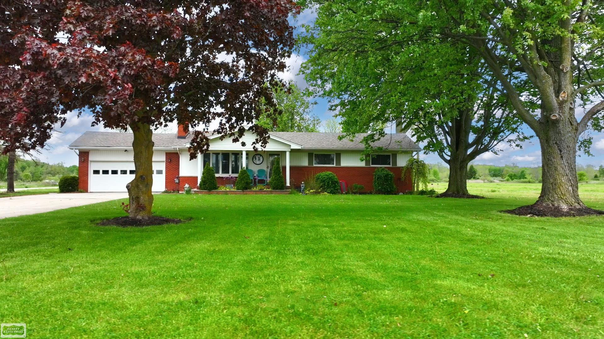 6488 Saint Clair Highway, MI — Photo 32