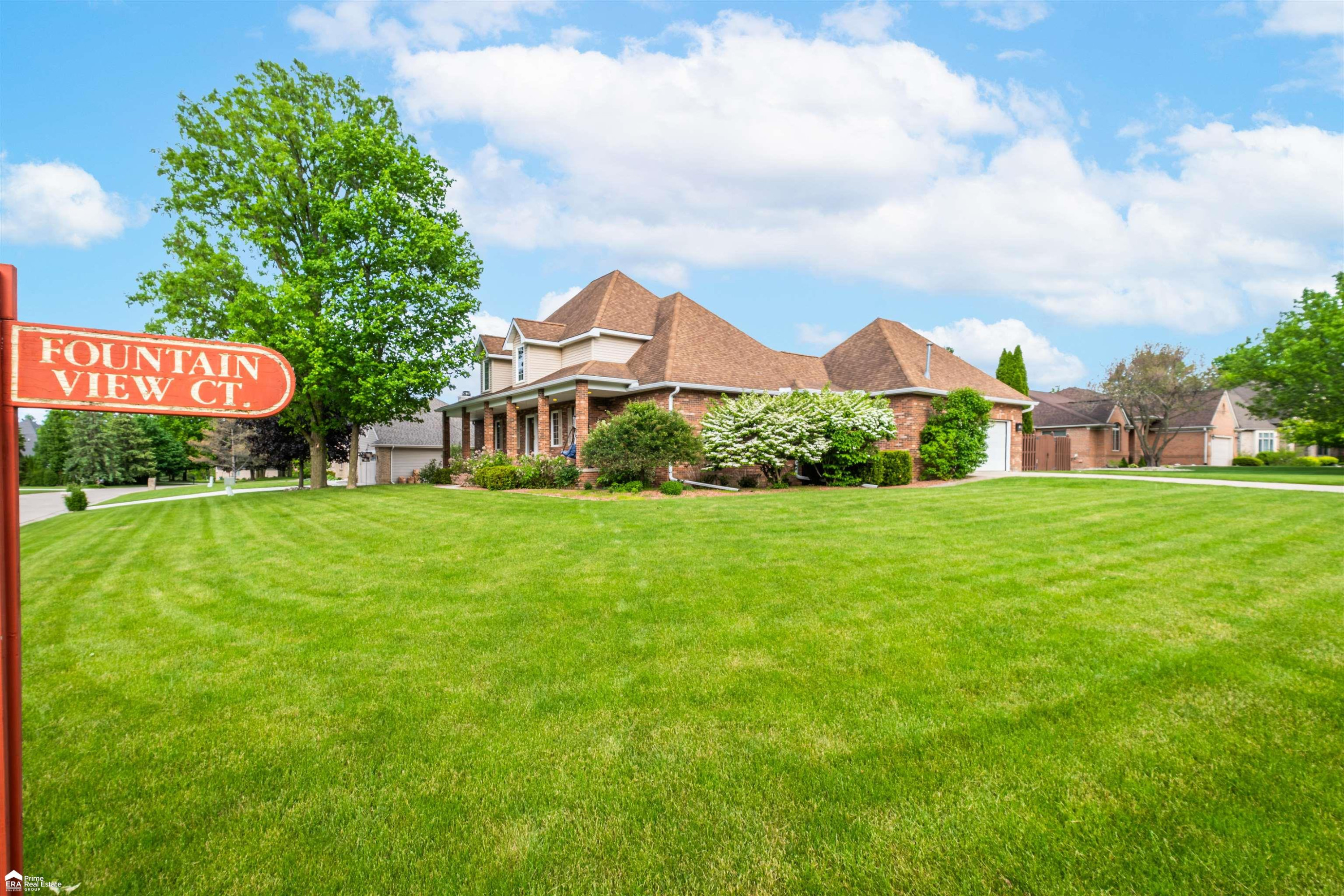 8201 Fountain View Drive, Flushing, MI 48433 — Photo 2