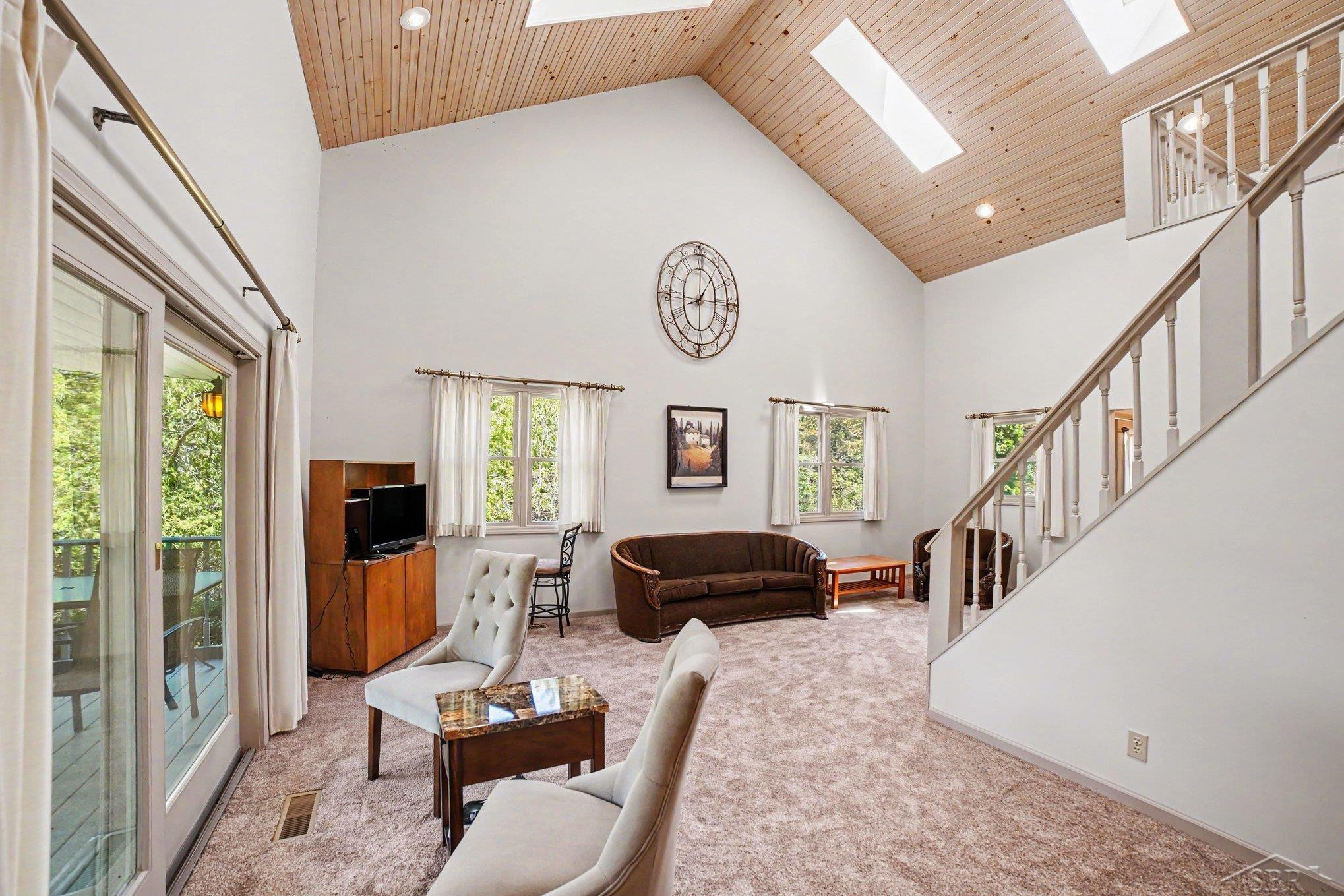 1019 Siesta Drive, Gladwin, MI 48624 — Photo 10