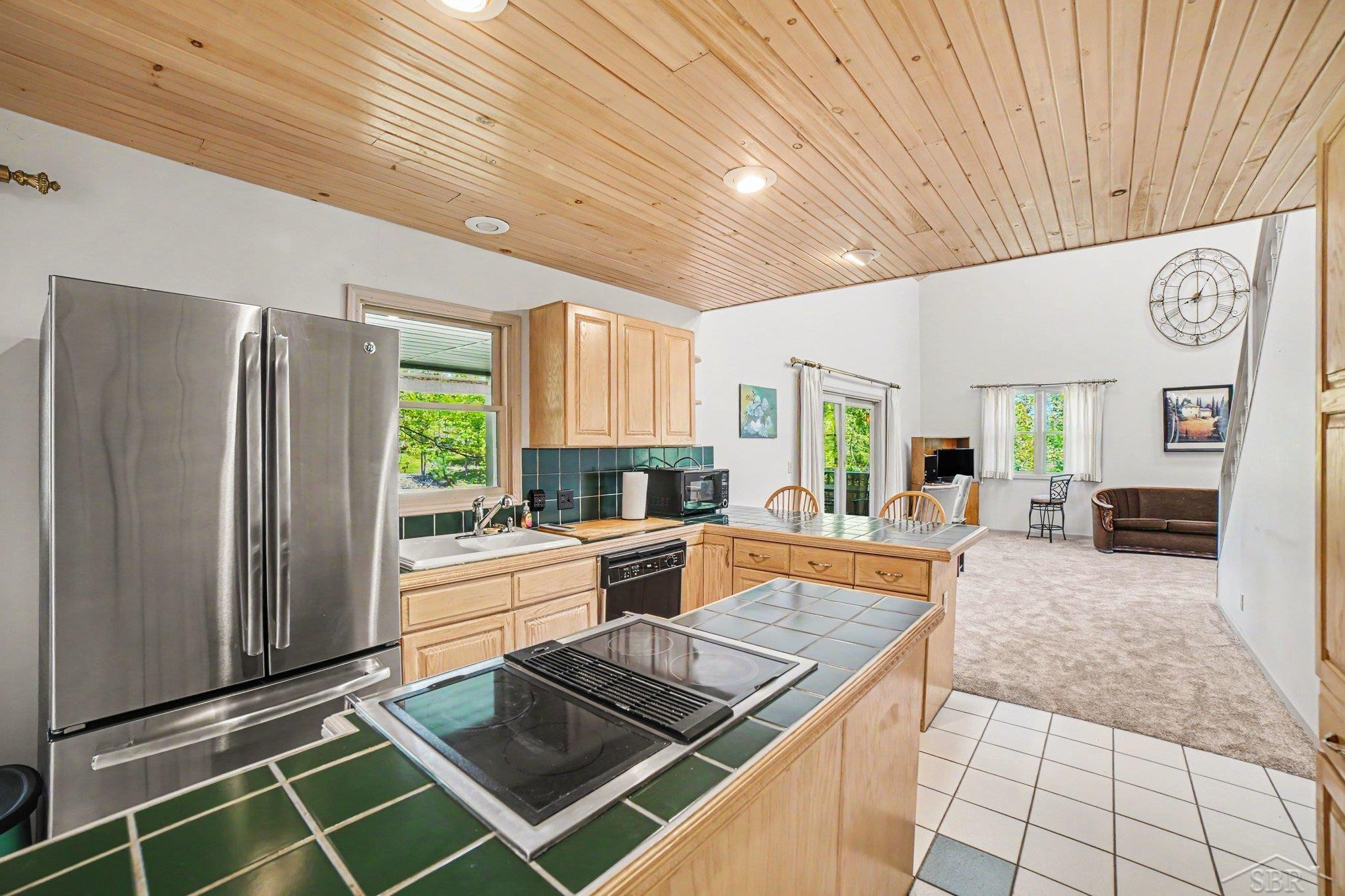 1019 Siesta Drive, Gladwin, MI 48624 — Photo 13