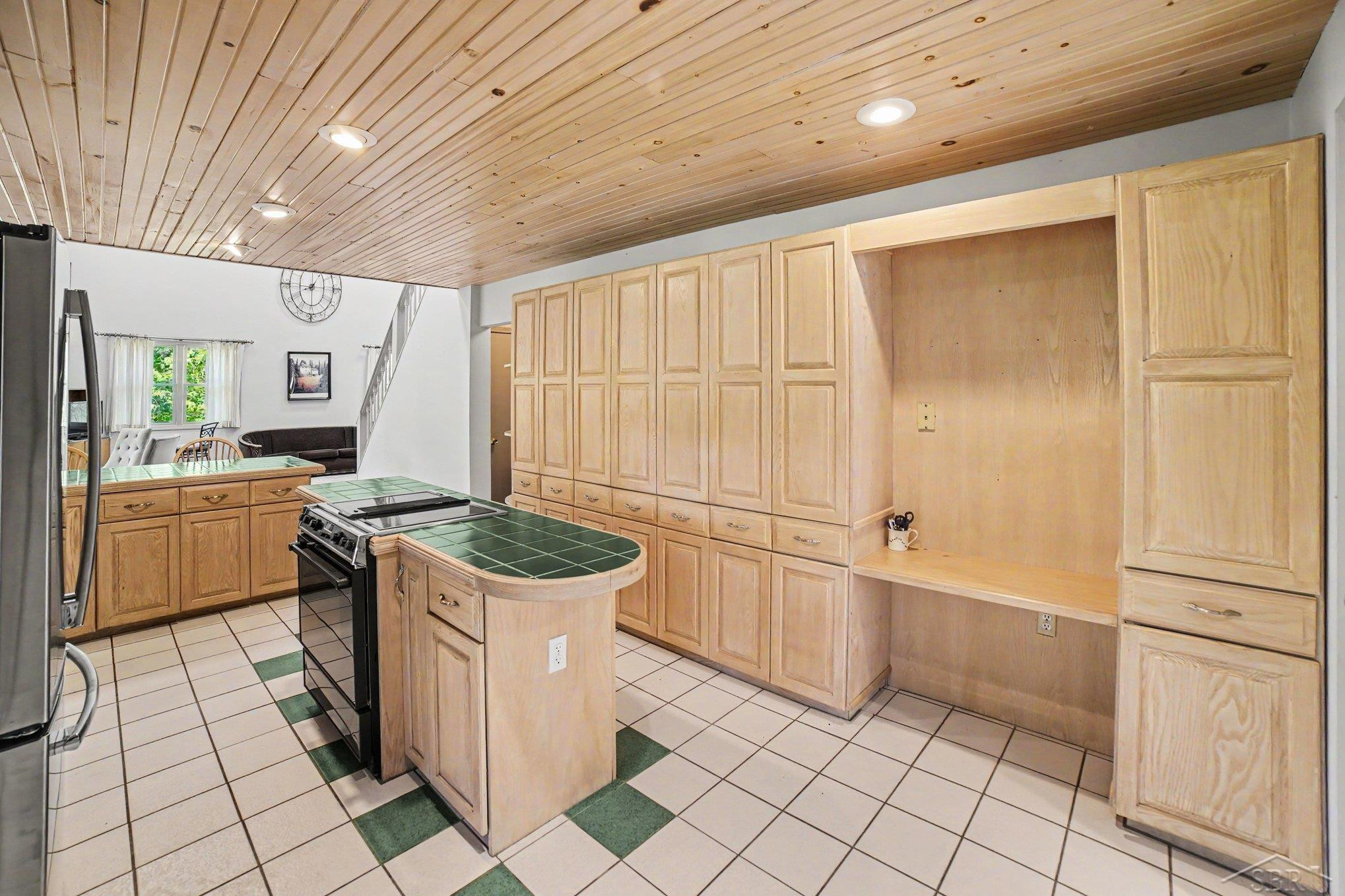 1019 Siesta Drive, Gladwin, MI 48624 — Photo 19