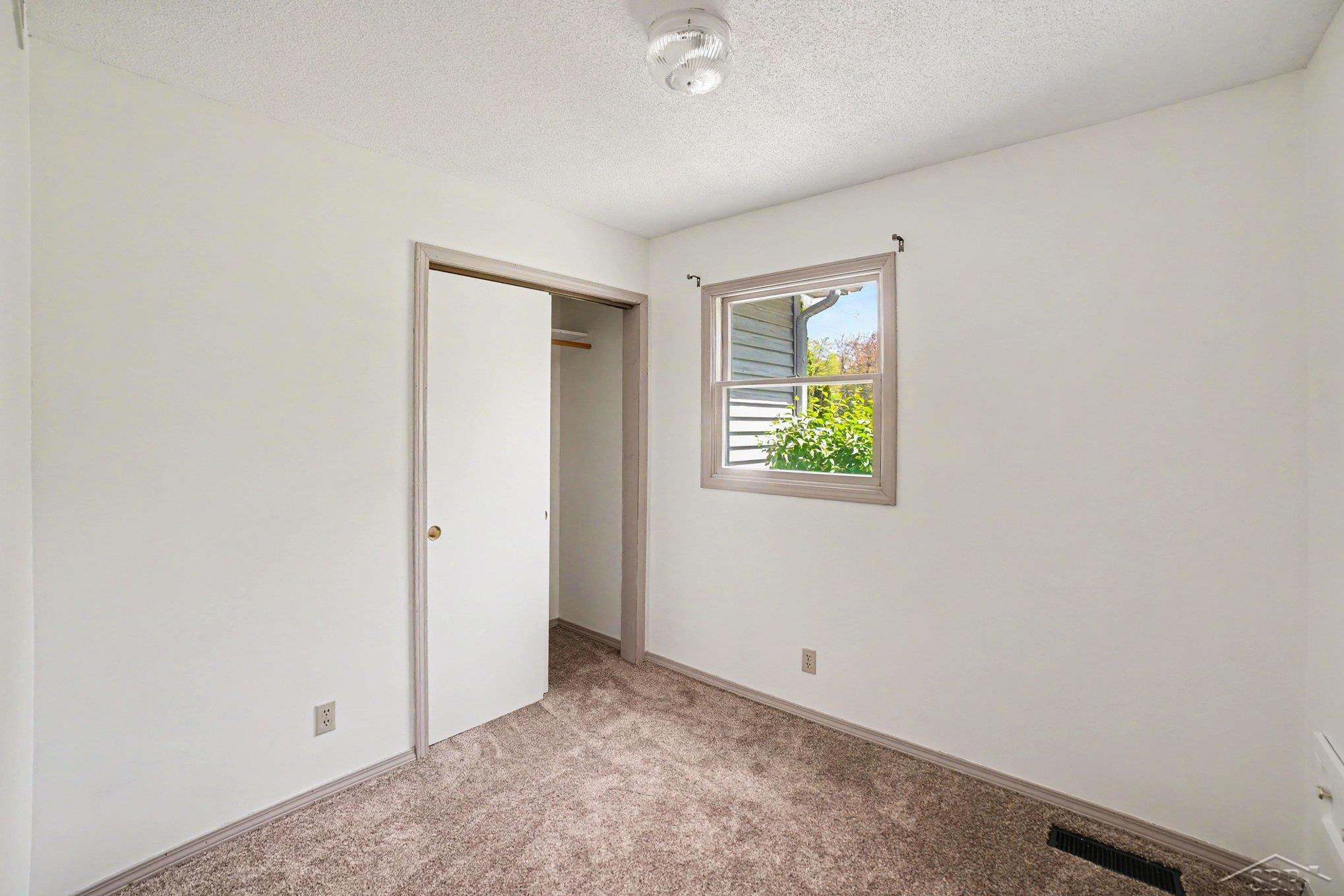 1019 Siesta Drive, Gladwin, MI 48624 — Photo 21