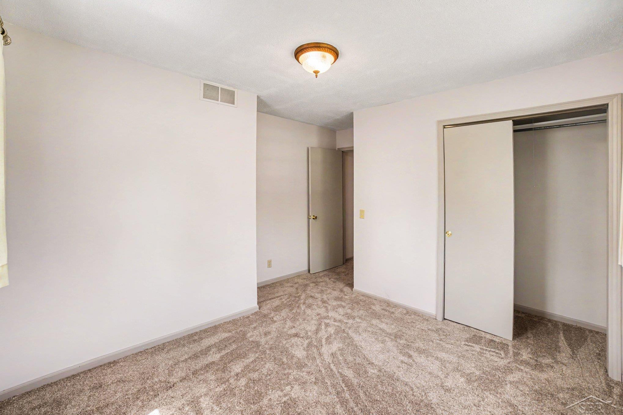 1019 Siesta Drive, Gladwin, MI 48624 — Photo 23