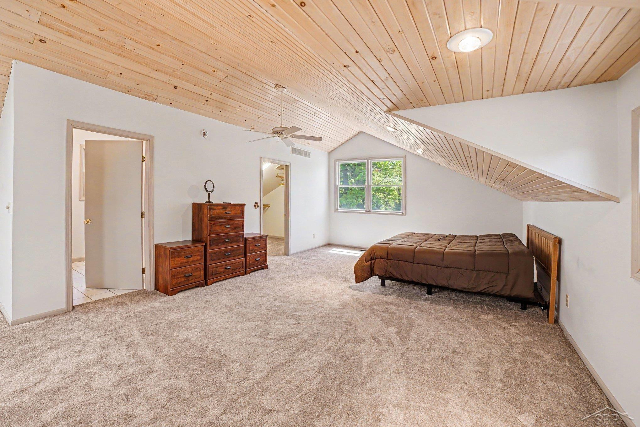 1019 Siesta Drive, Gladwin, MI 48624 — Photo 30