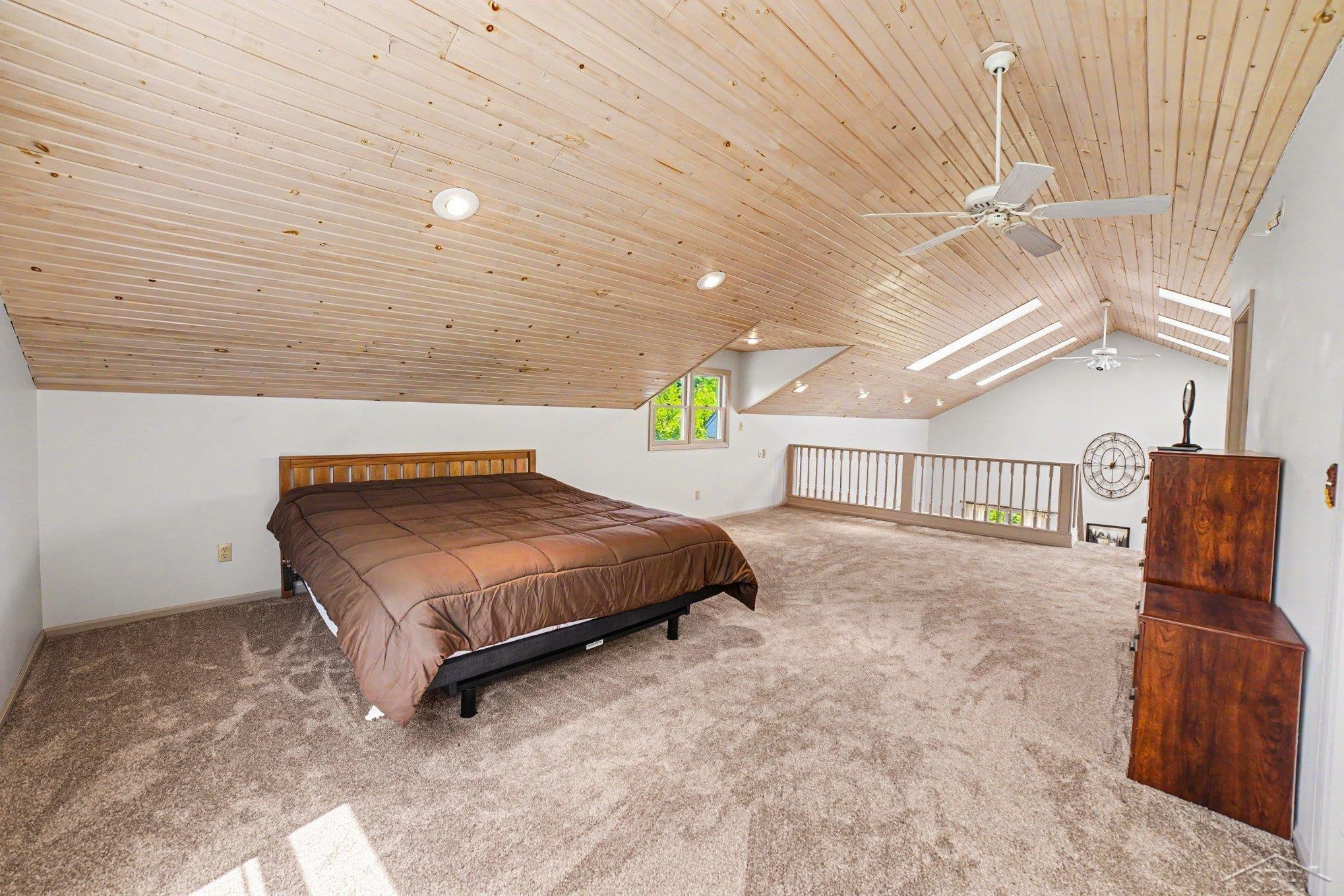 1019 Siesta Drive, Gladwin, MI 48624 — Photo 33