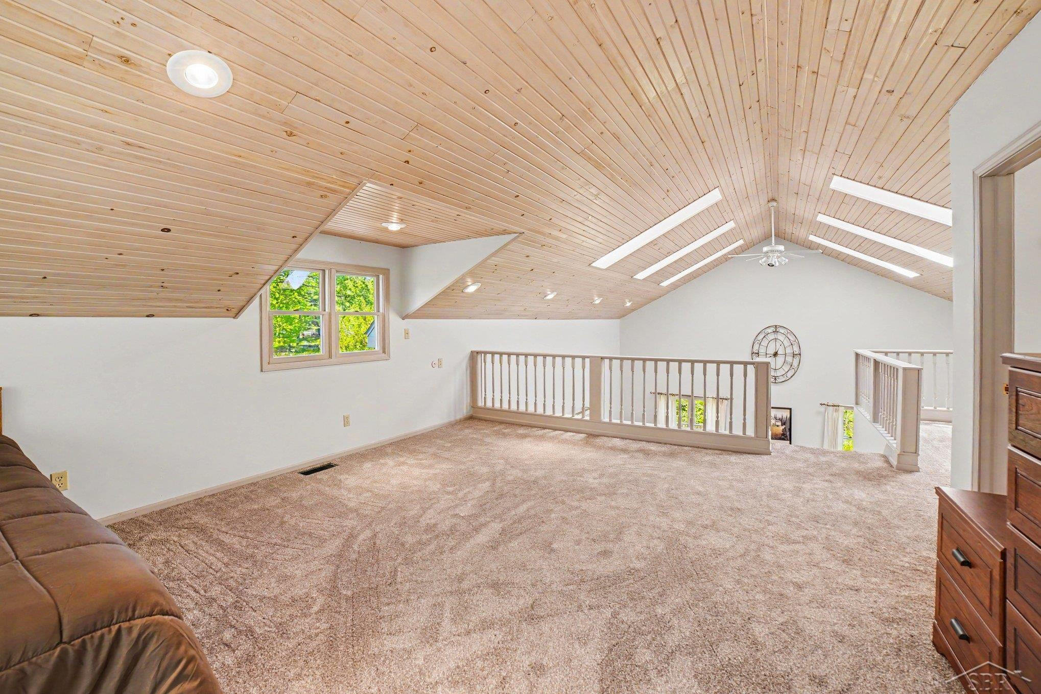 1019 Siesta Drive, Gladwin, MI 48624 — Photo 34