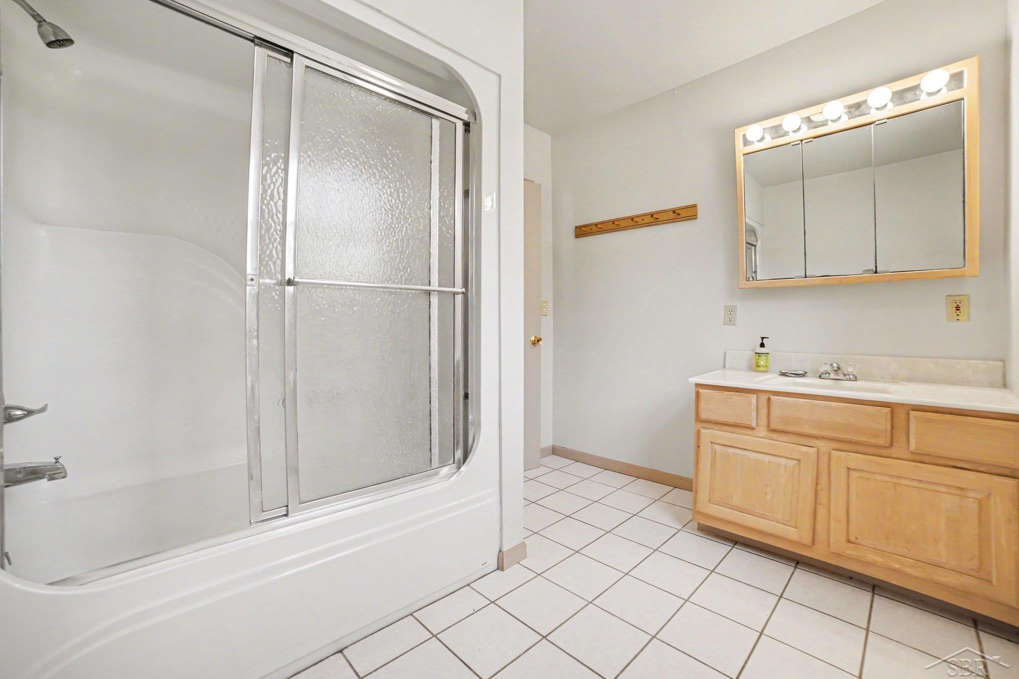 1019 Siesta Drive, Gladwin, MI 48624 — Photo 38