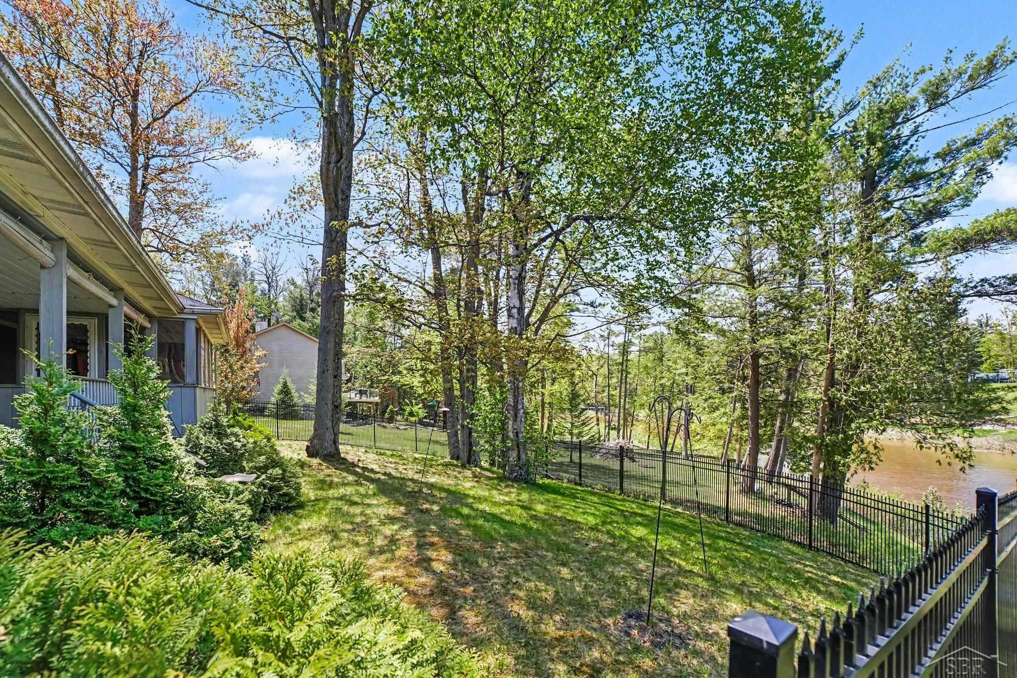 1019 Siesta Drive, Gladwin, MI 48624 — Photo 39