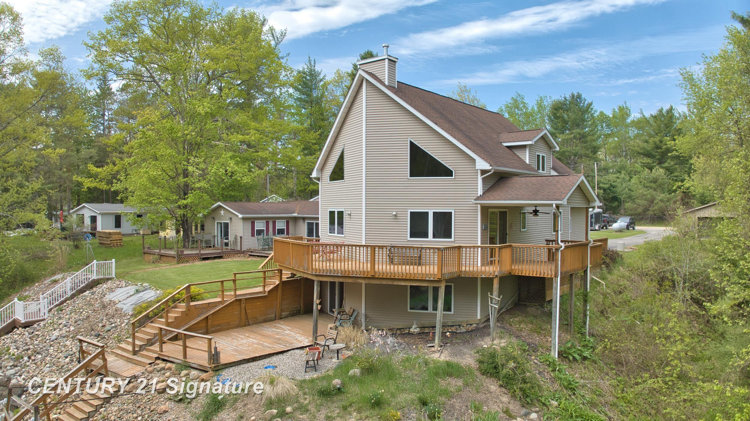 1724 Middle Point Drive, Alger, MI 48610 — Photo 3