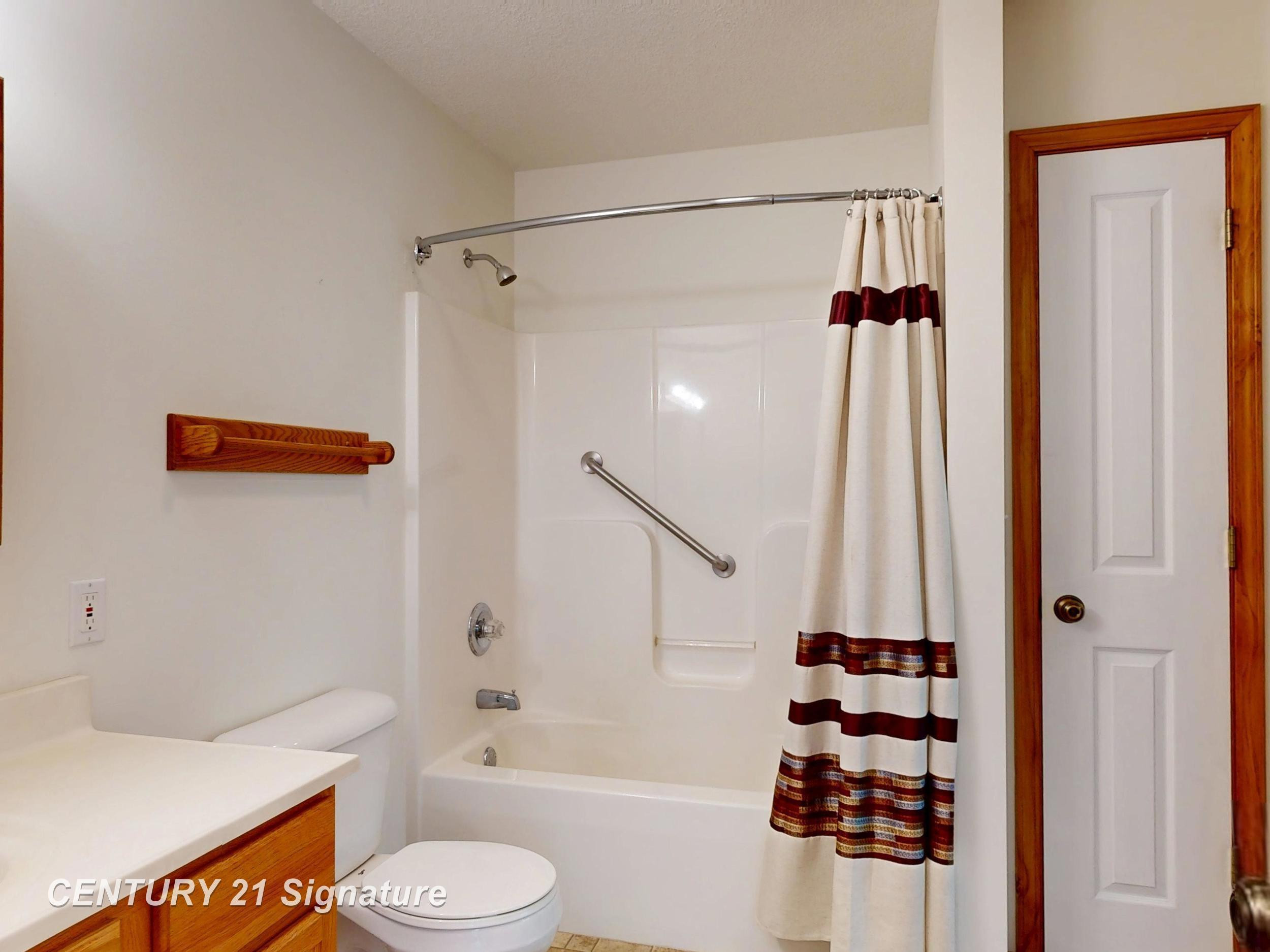 1724 Middle Point Drive, Alger, MI 48610 — Photo 13