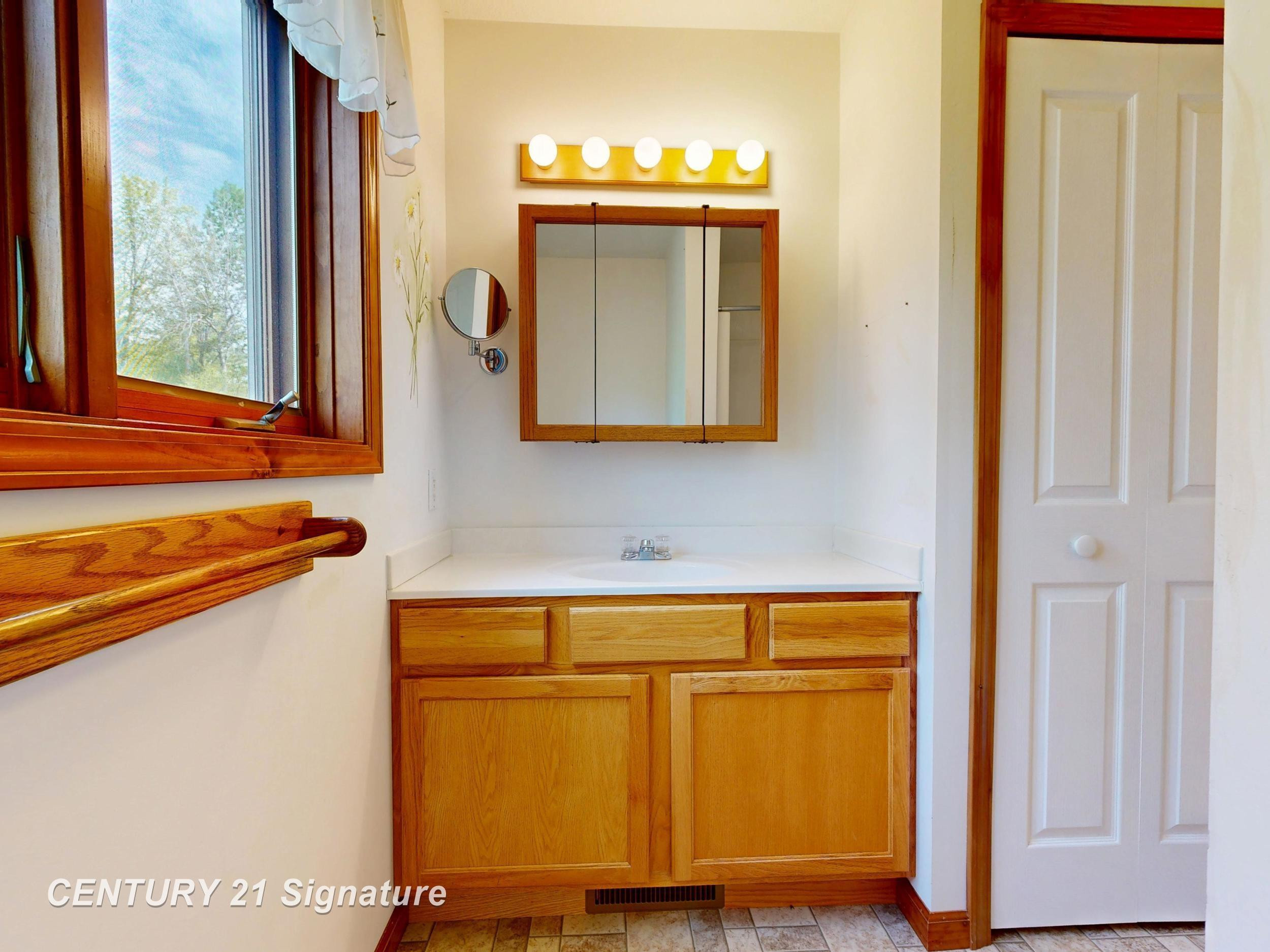 1724 Middle Point Drive, Alger, MI 48610 — Photo 15