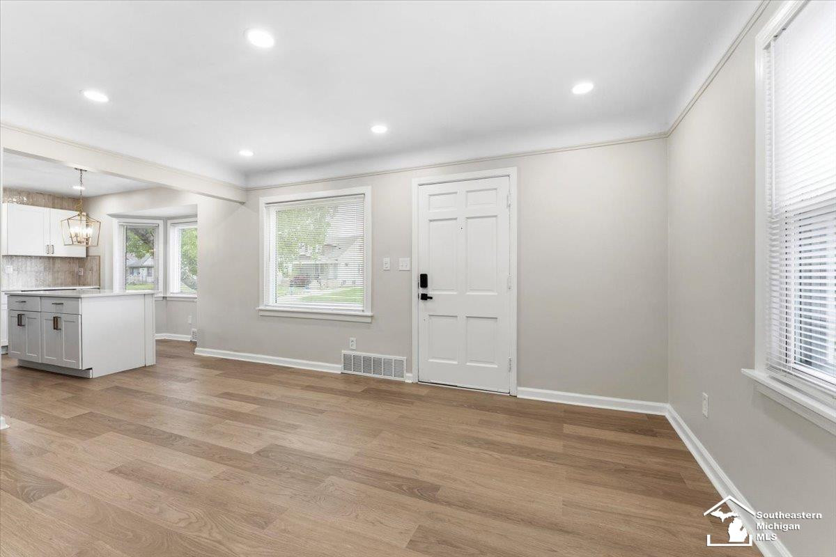 6810 Robinson Street, Allen Park, MI 48101 — Photo 3