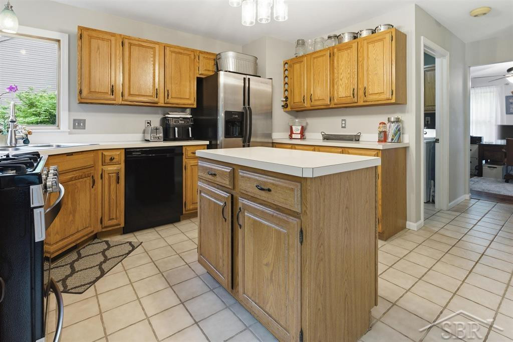 3015 Walden Woods Drive, Midland, MI 48640 — Photo 11