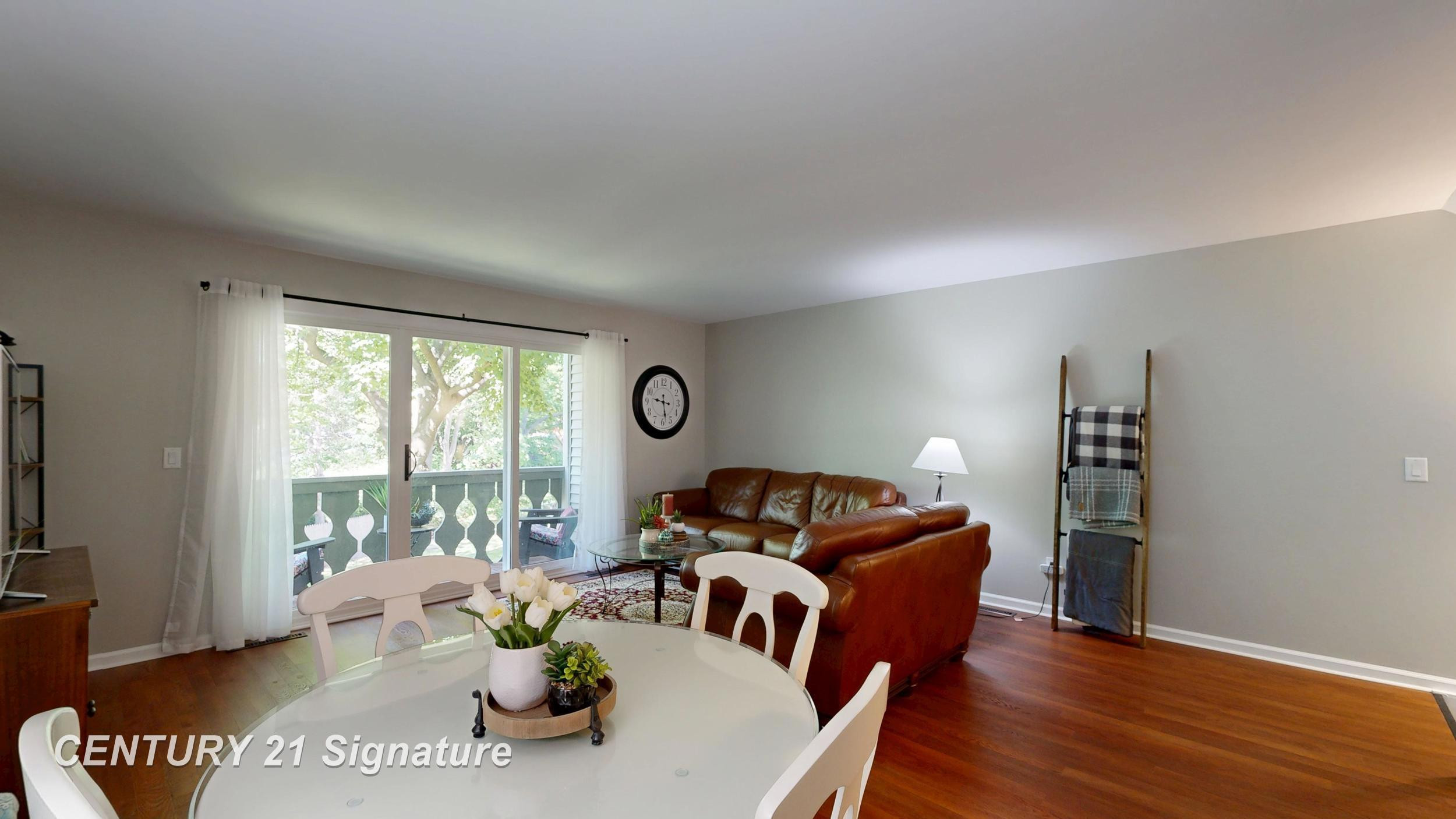 553 Oakbrook Circle, Flushing, MI 48433 — Photo 5