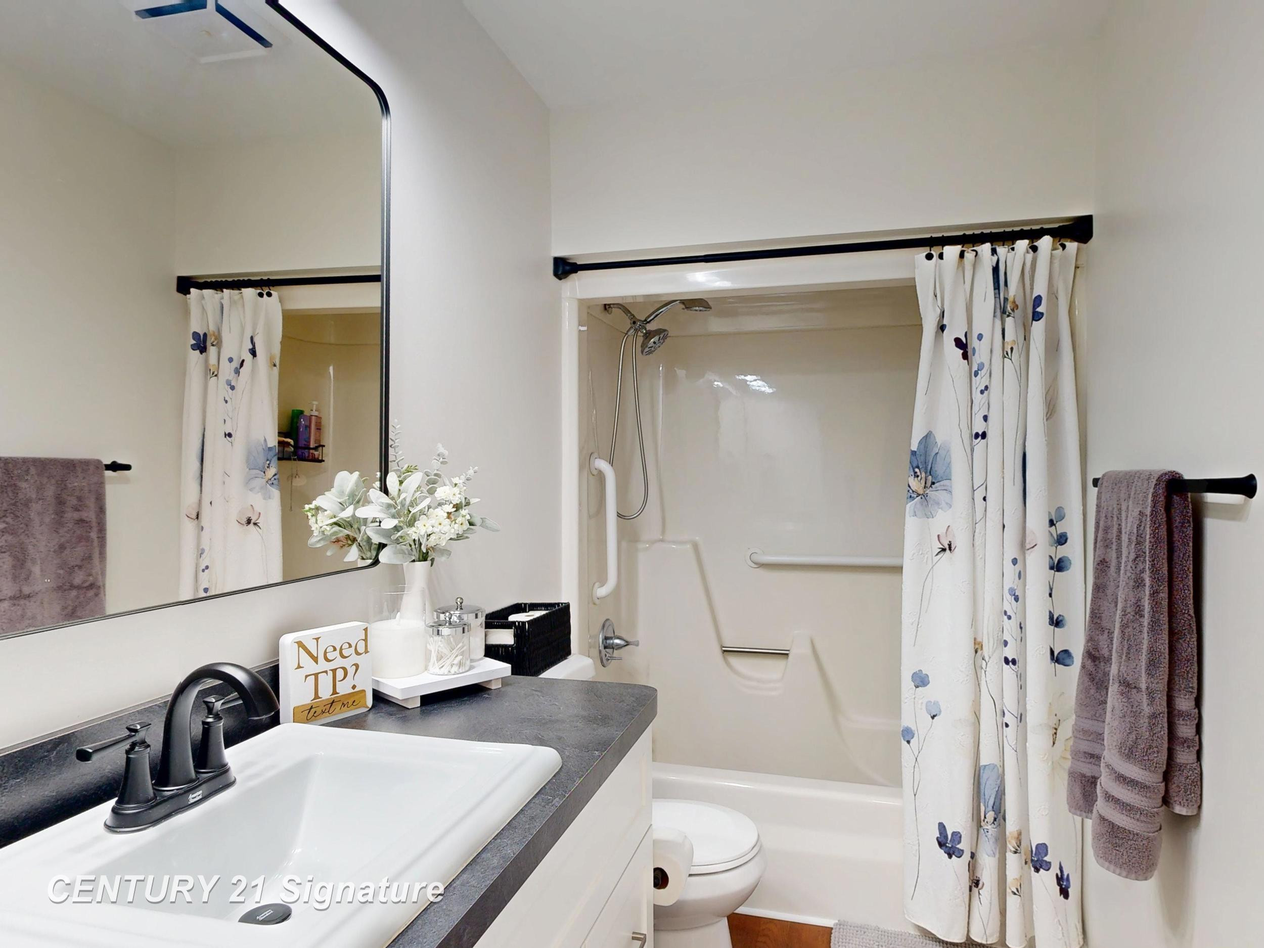 553 Oakbrook Circle, Flushing, MI 48433 — Photo 18