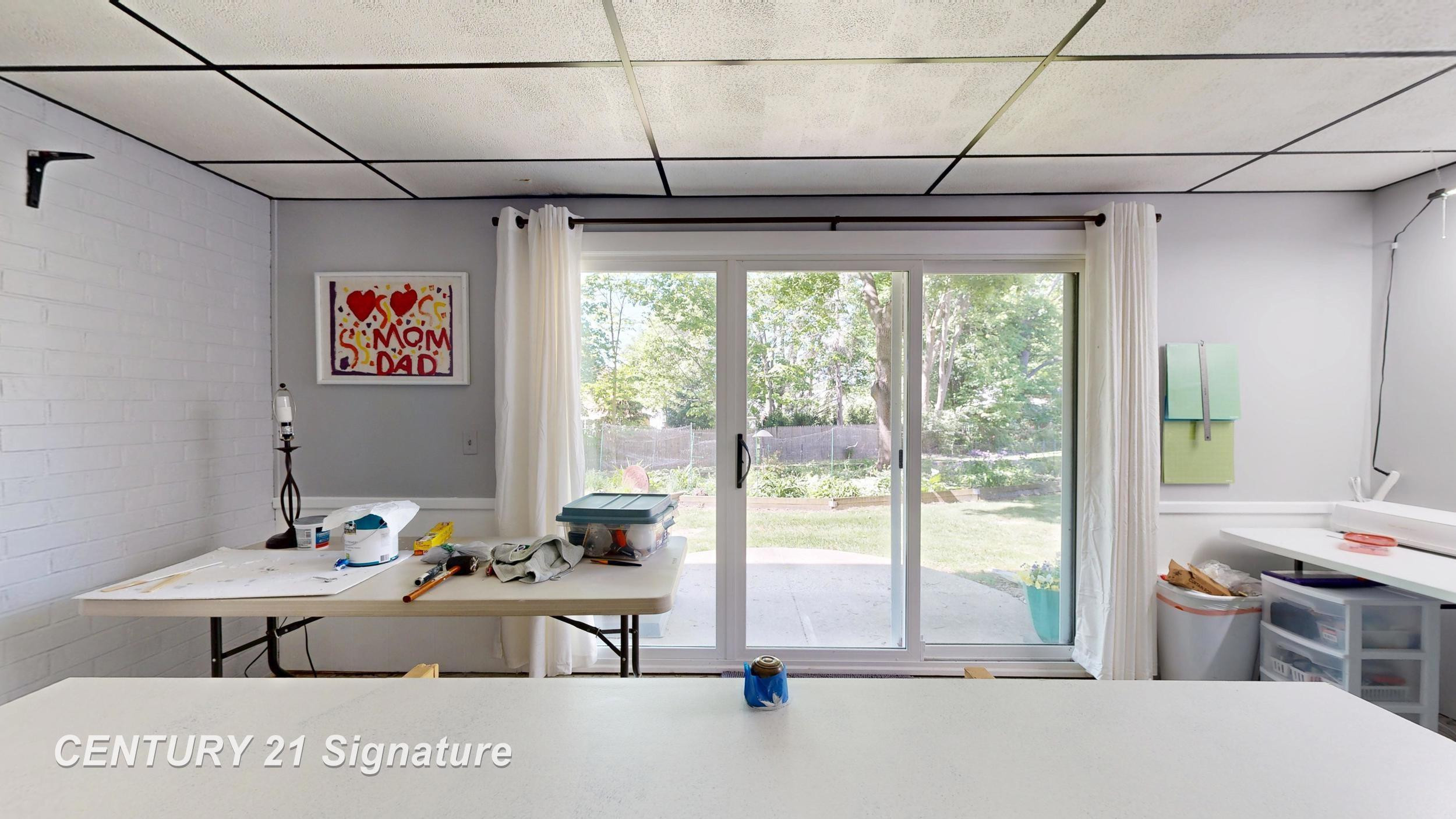 553 Oakbrook Circle, Flushing, MI 48433 — Photo 21