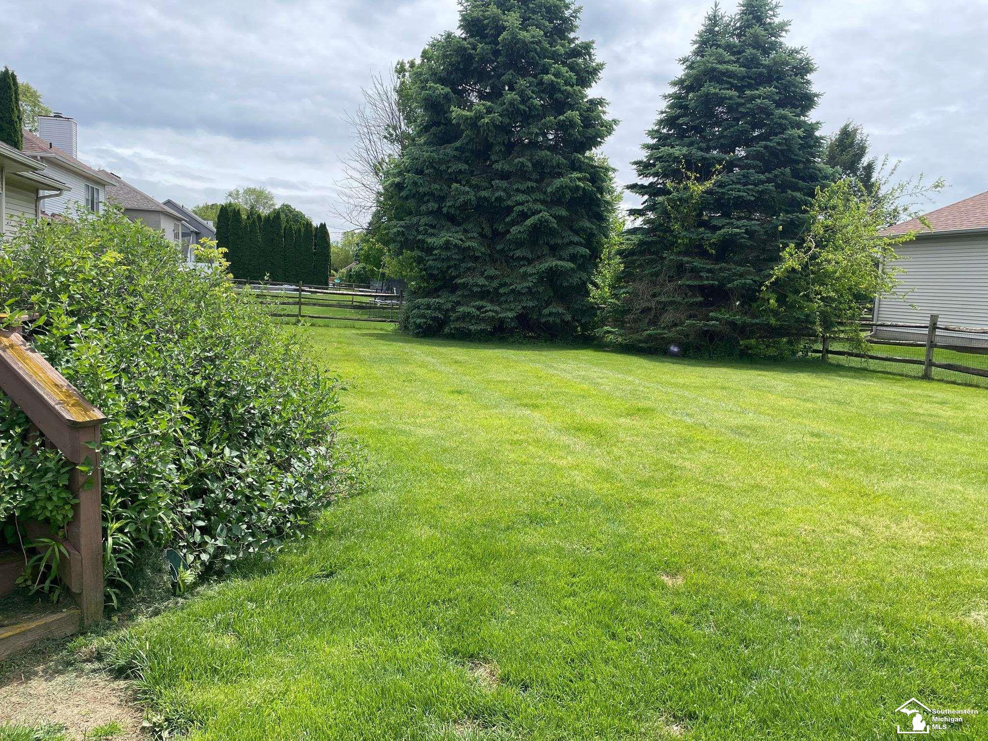 6755 Marzden Drive, Lambertville, MI 48144 — Photo 11
