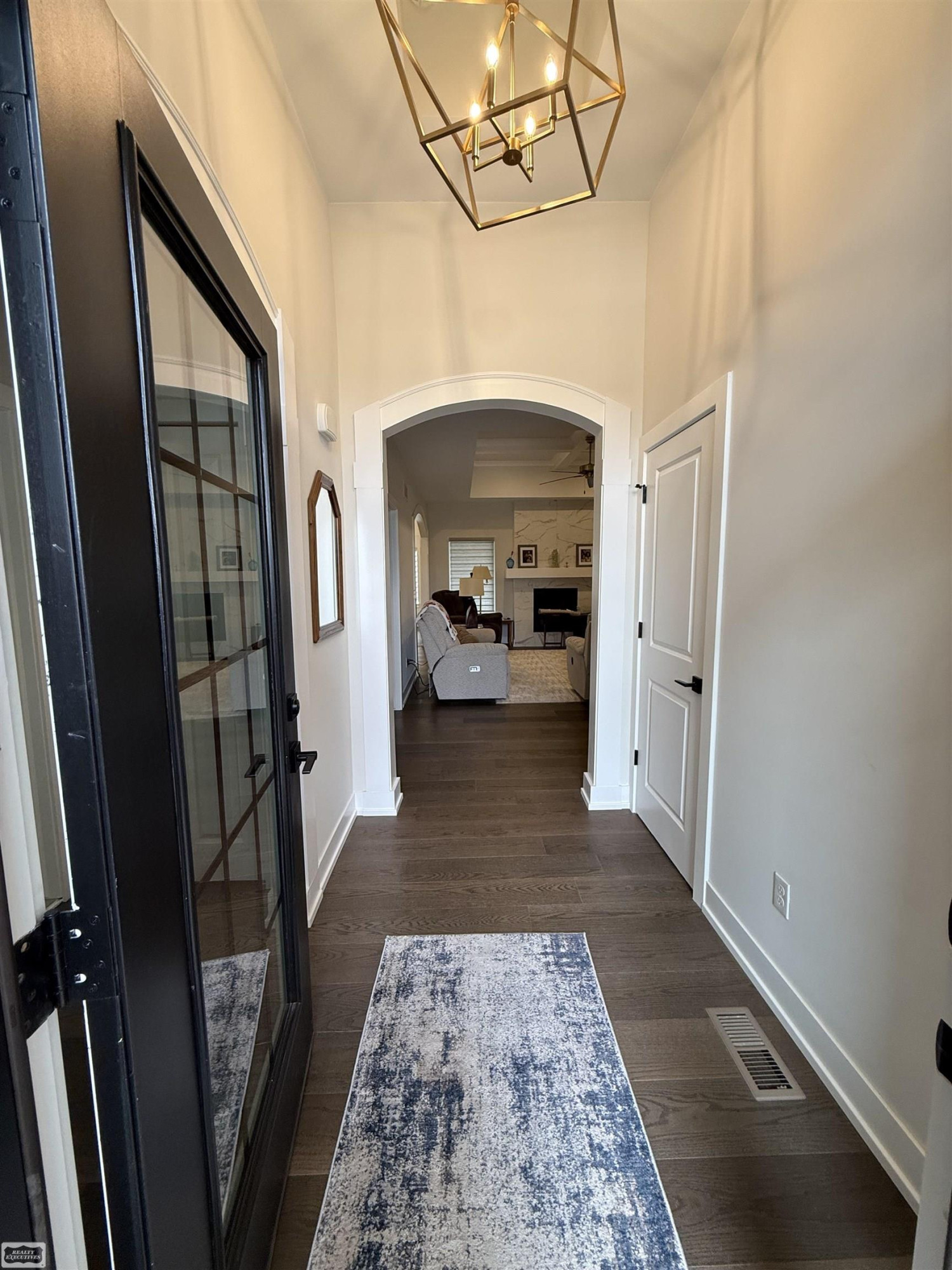 55103 Saint Paul Drive, MI 48042 — Photo 5