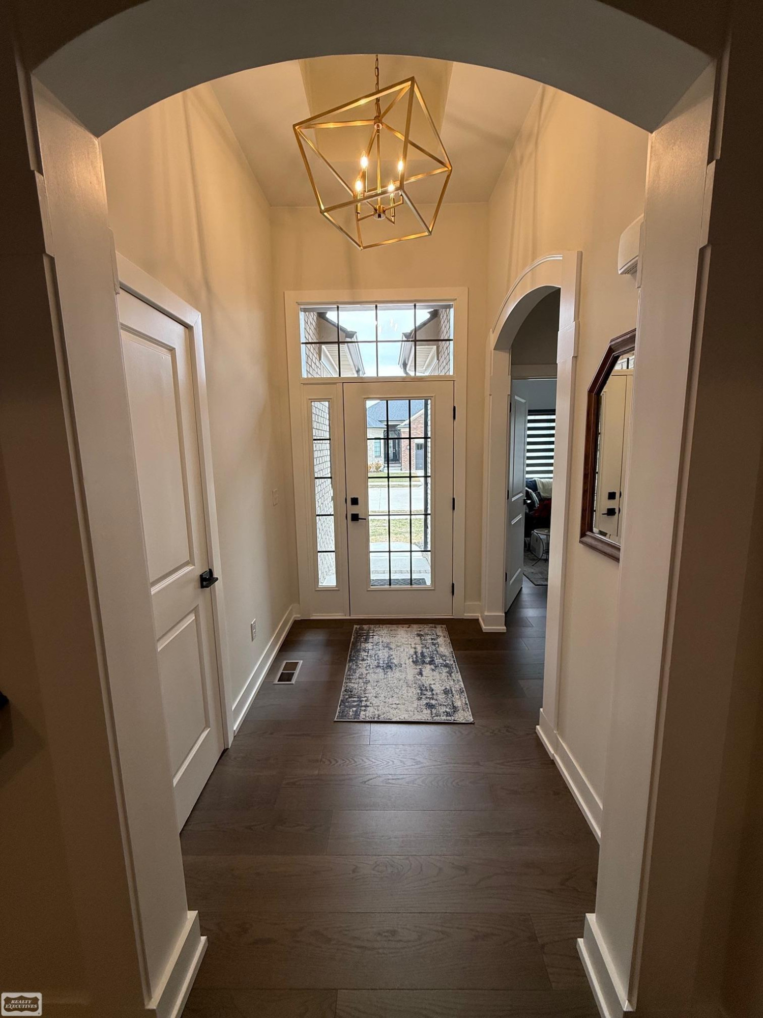 55103 Saint Paul Drive, MI 48042 — Photo 6