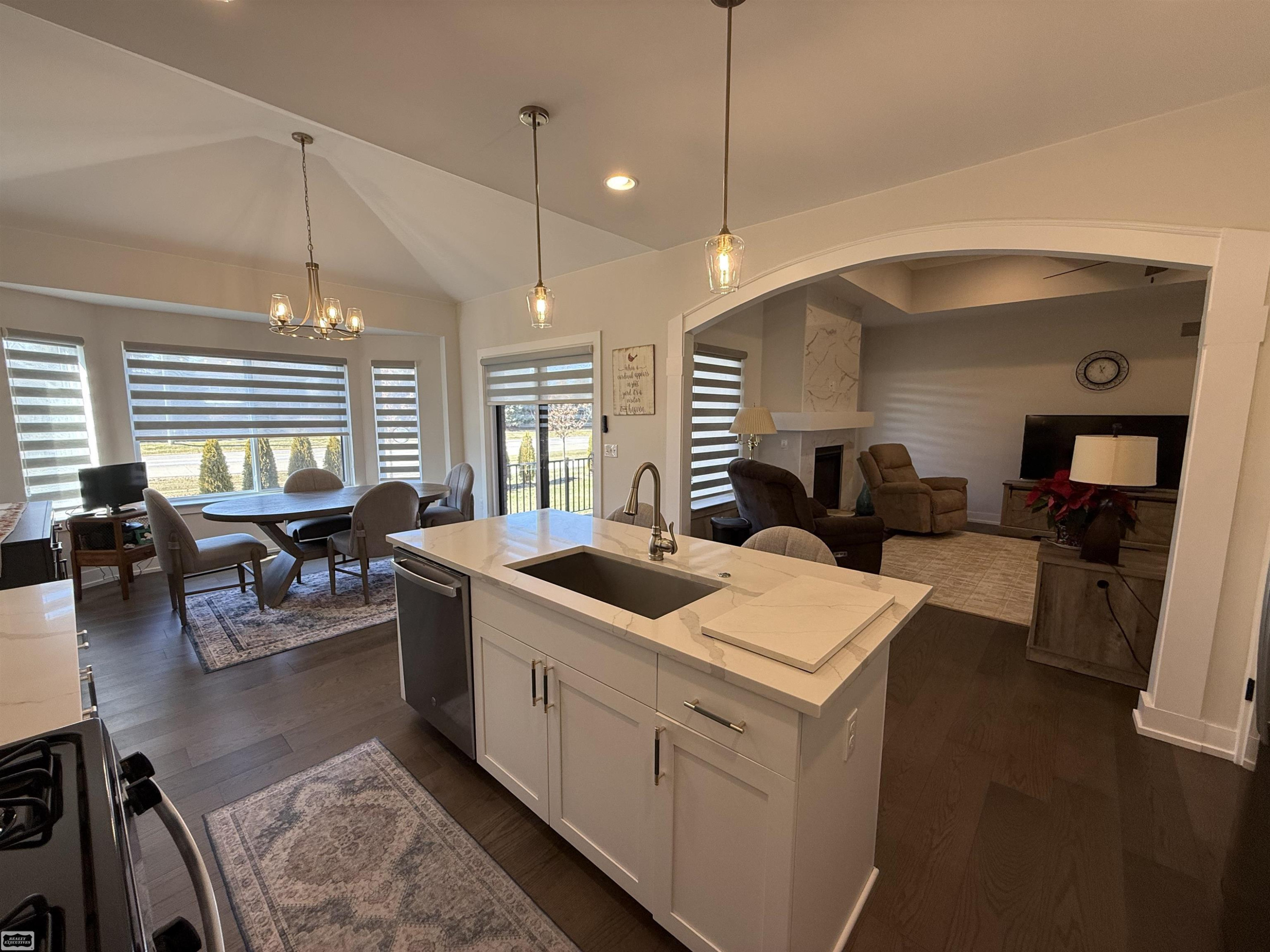 55103 Saint Paul Drive, MI 48042 — Photo 7