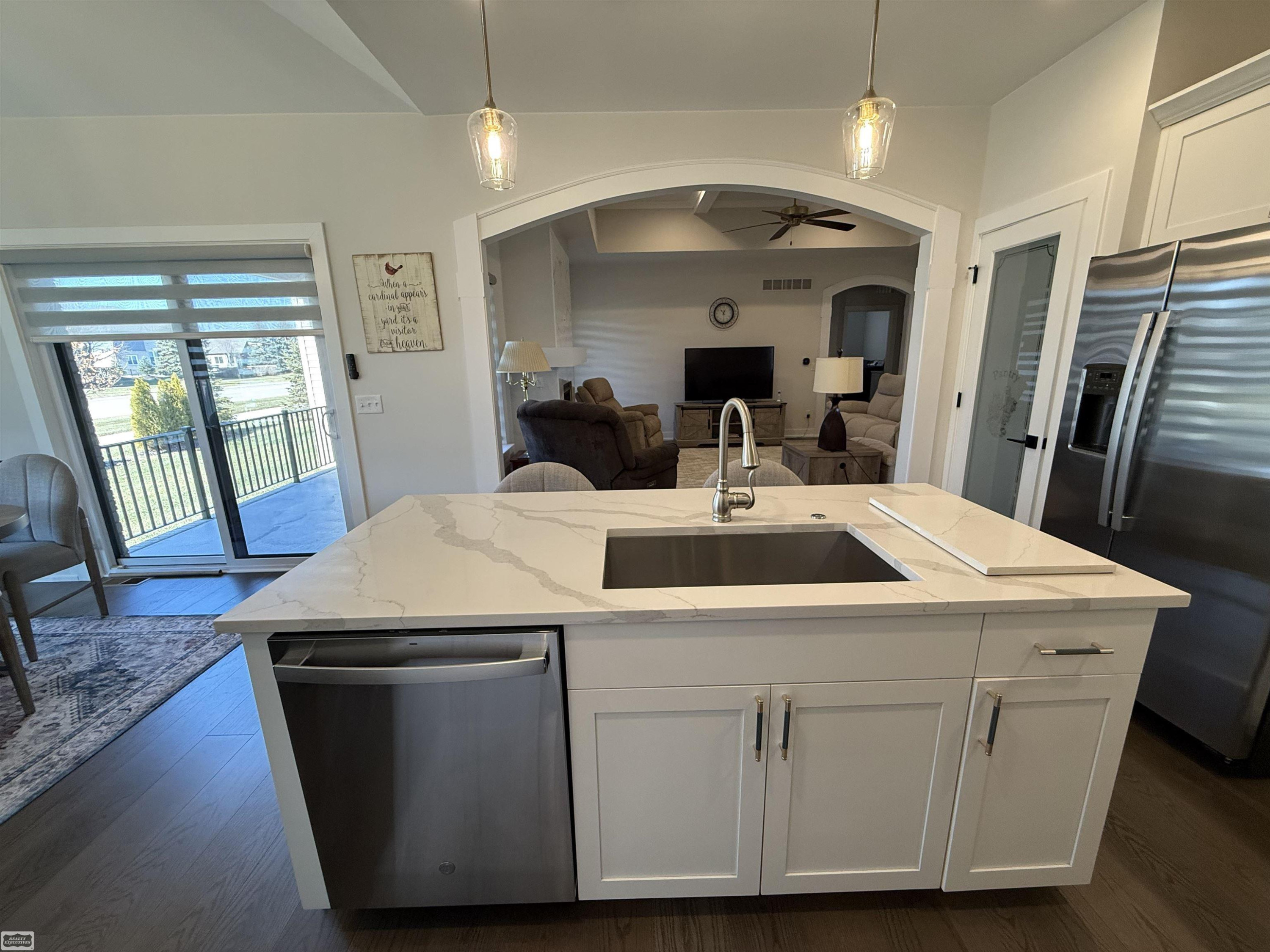 55103 Saint Paul Drive, MI 48042 — Photo 8