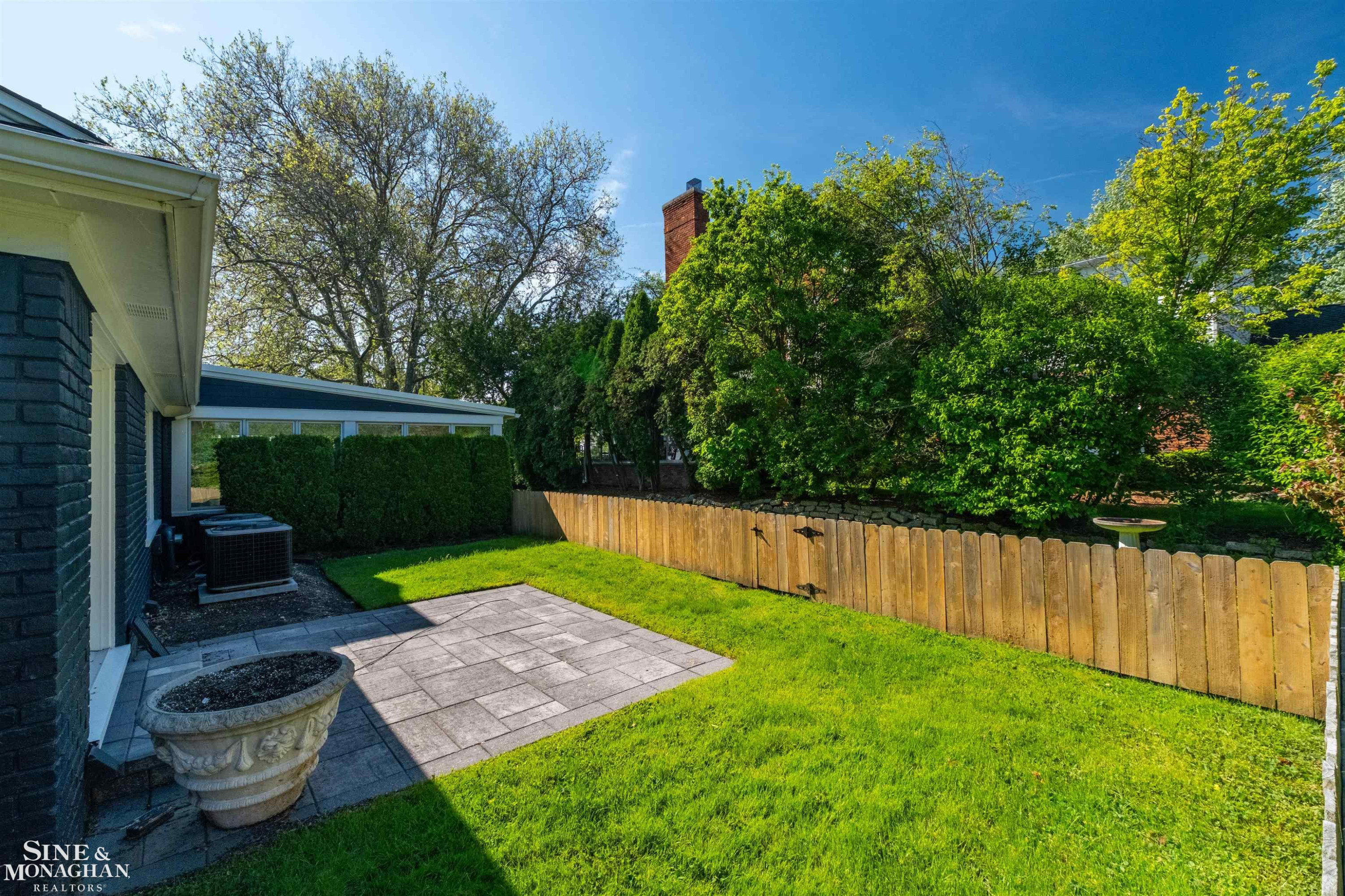 89 Lake Shore Road, Grosse Pointe Farms, MI 48236 — Photo 89