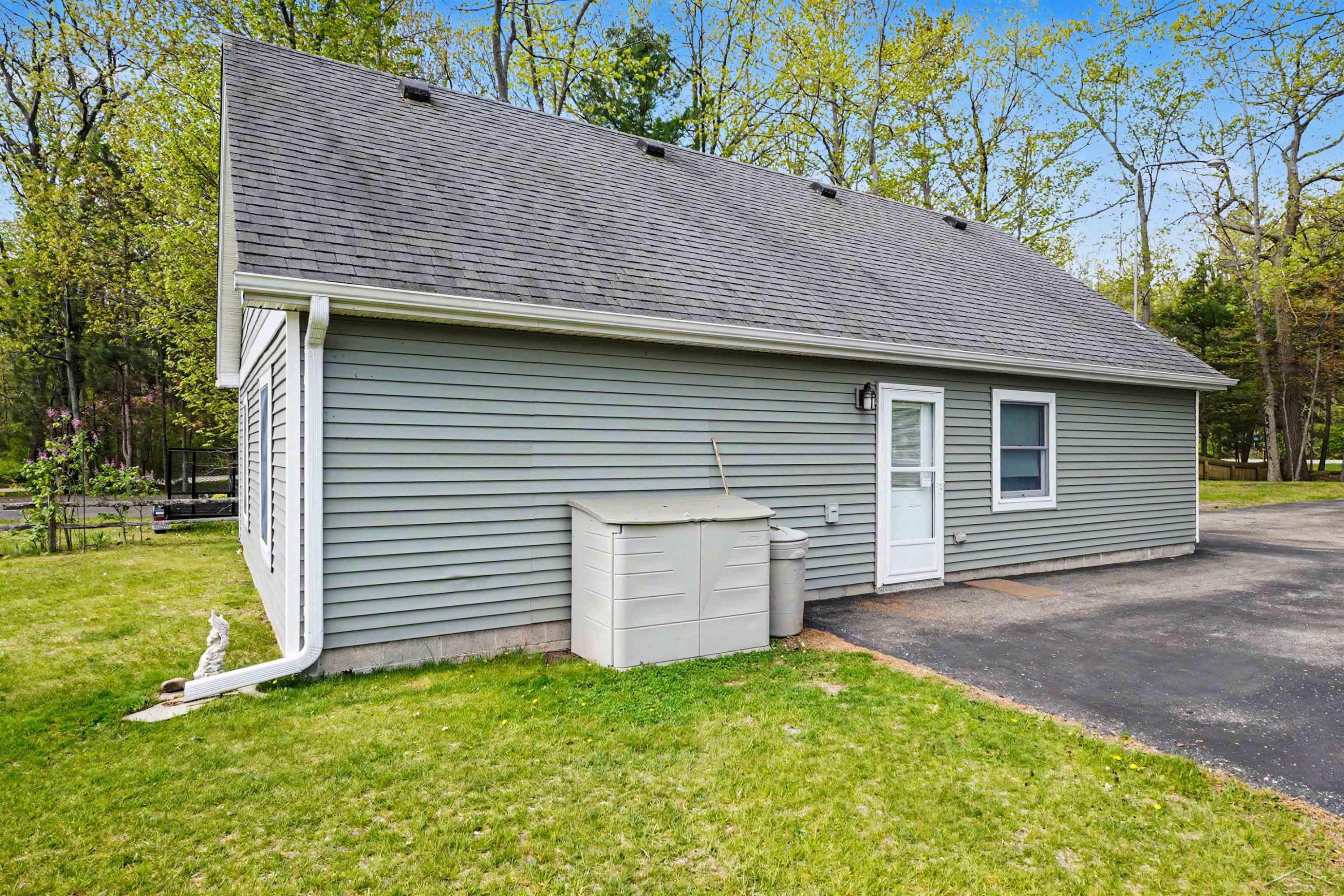 1220 N Huron Road, Tawas City, MI 48763 — Photo 39